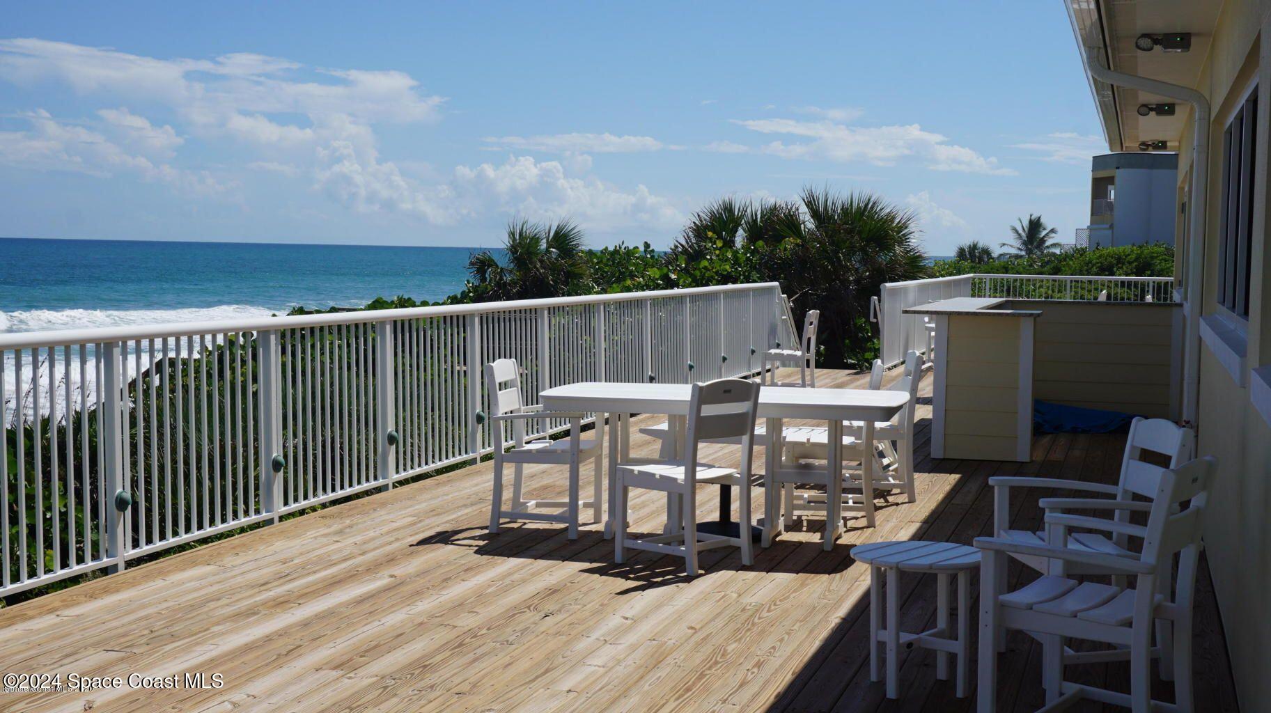 846 Aquarina Boulevard