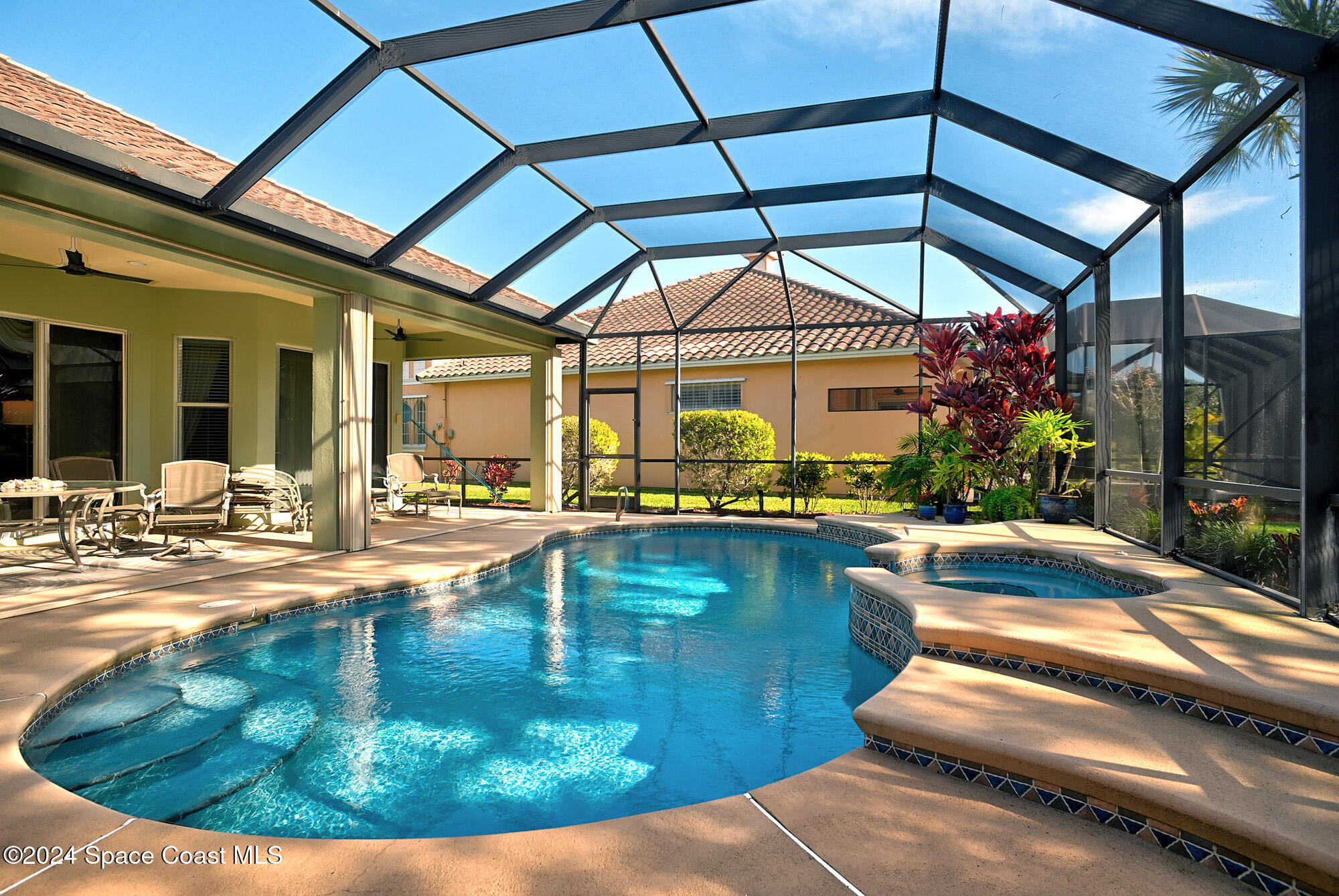 846 Aquarina Boulevard