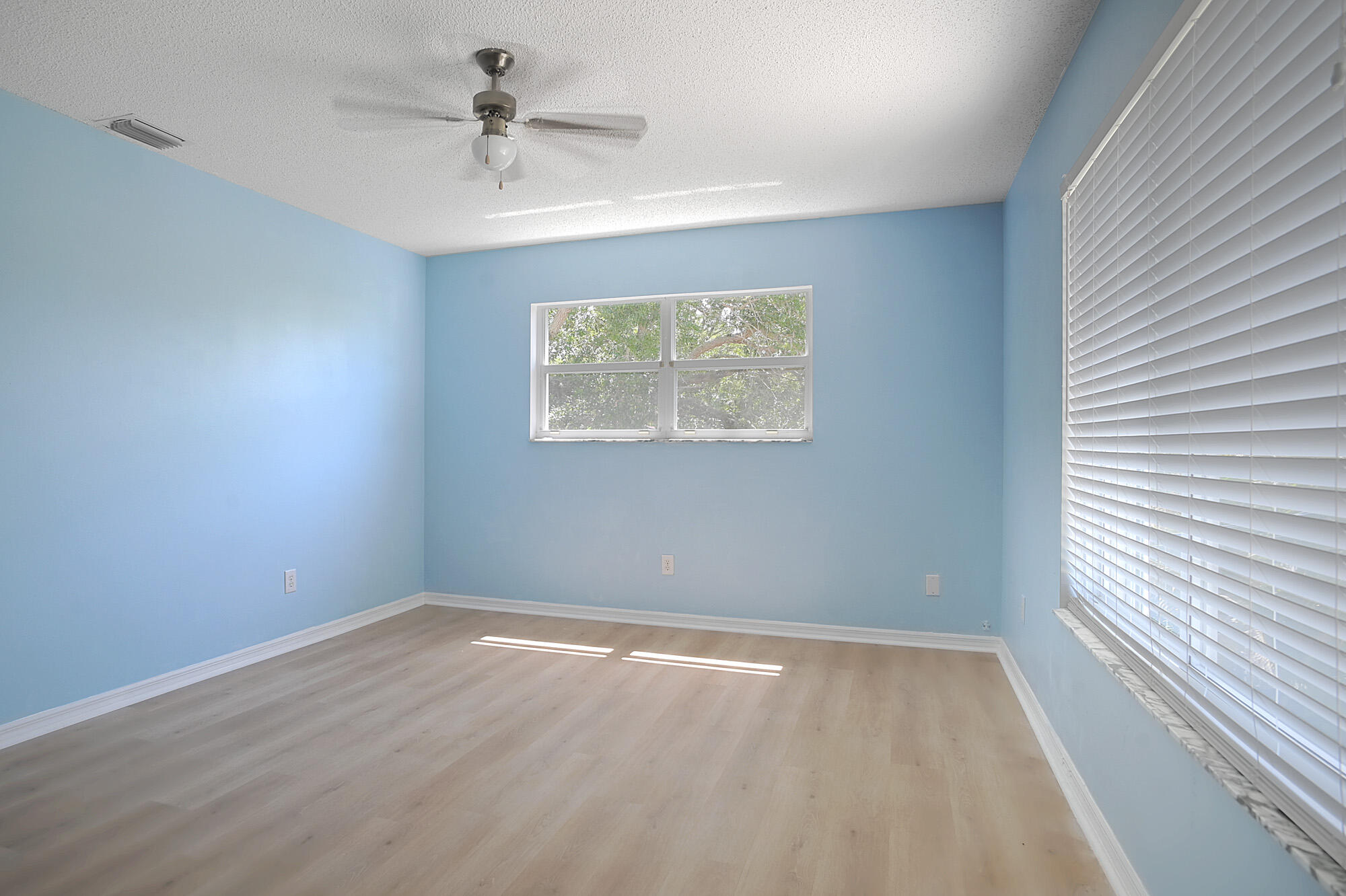 332 Nikomas Way