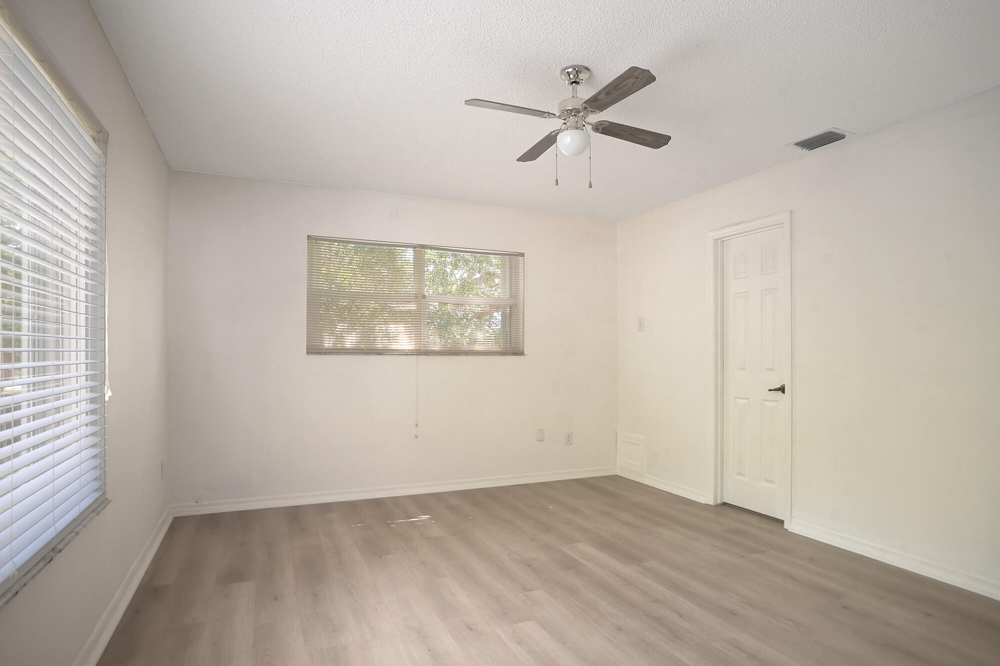 332 Nikomas Way