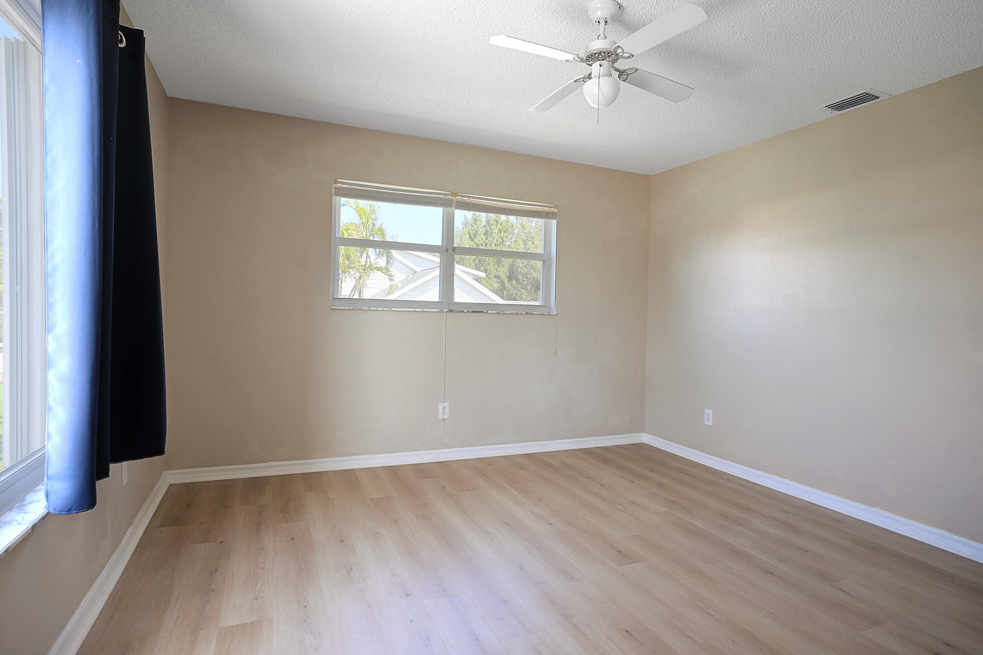 332 Nikomas Way