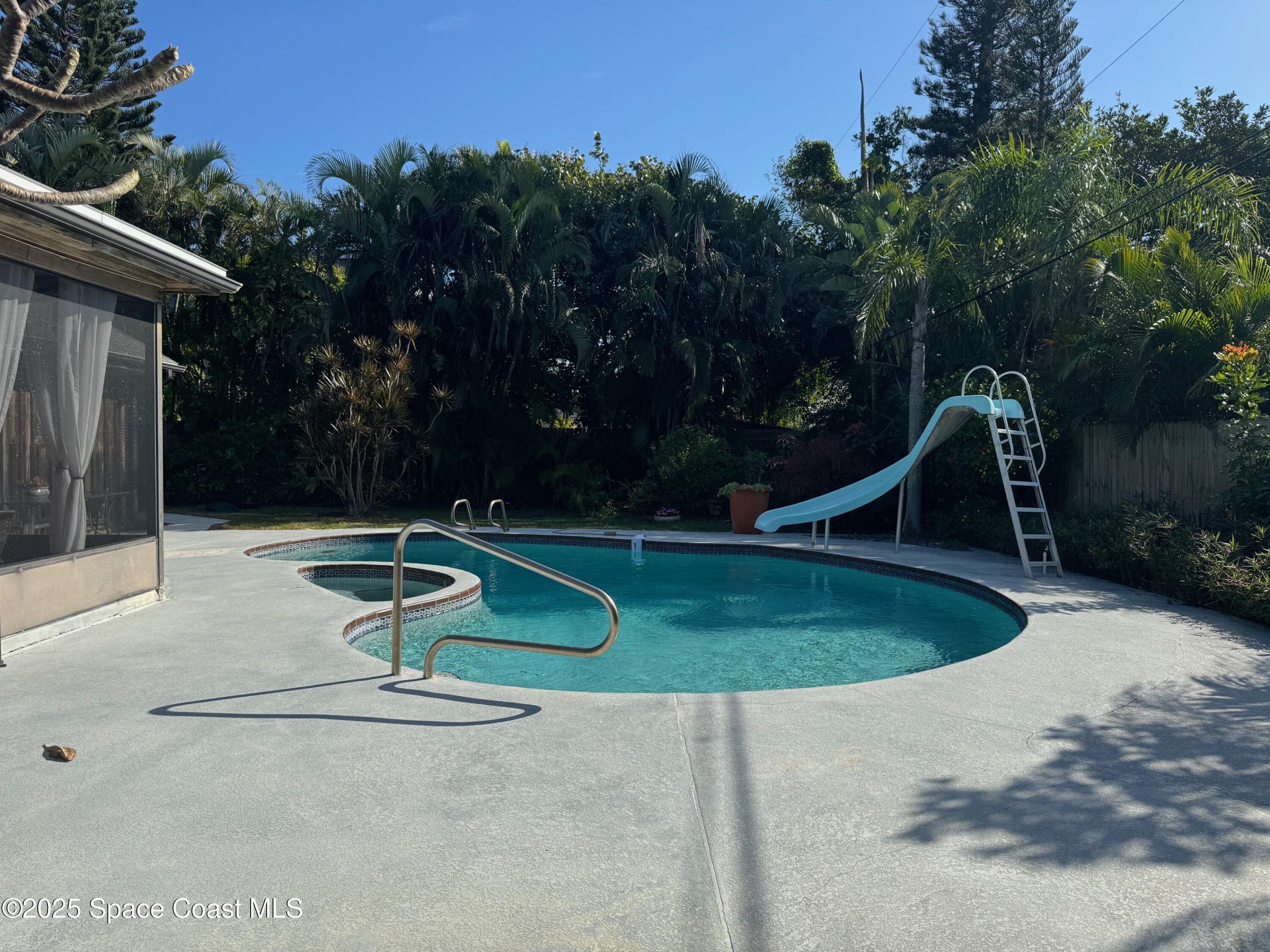 185 Sea Crest Drive