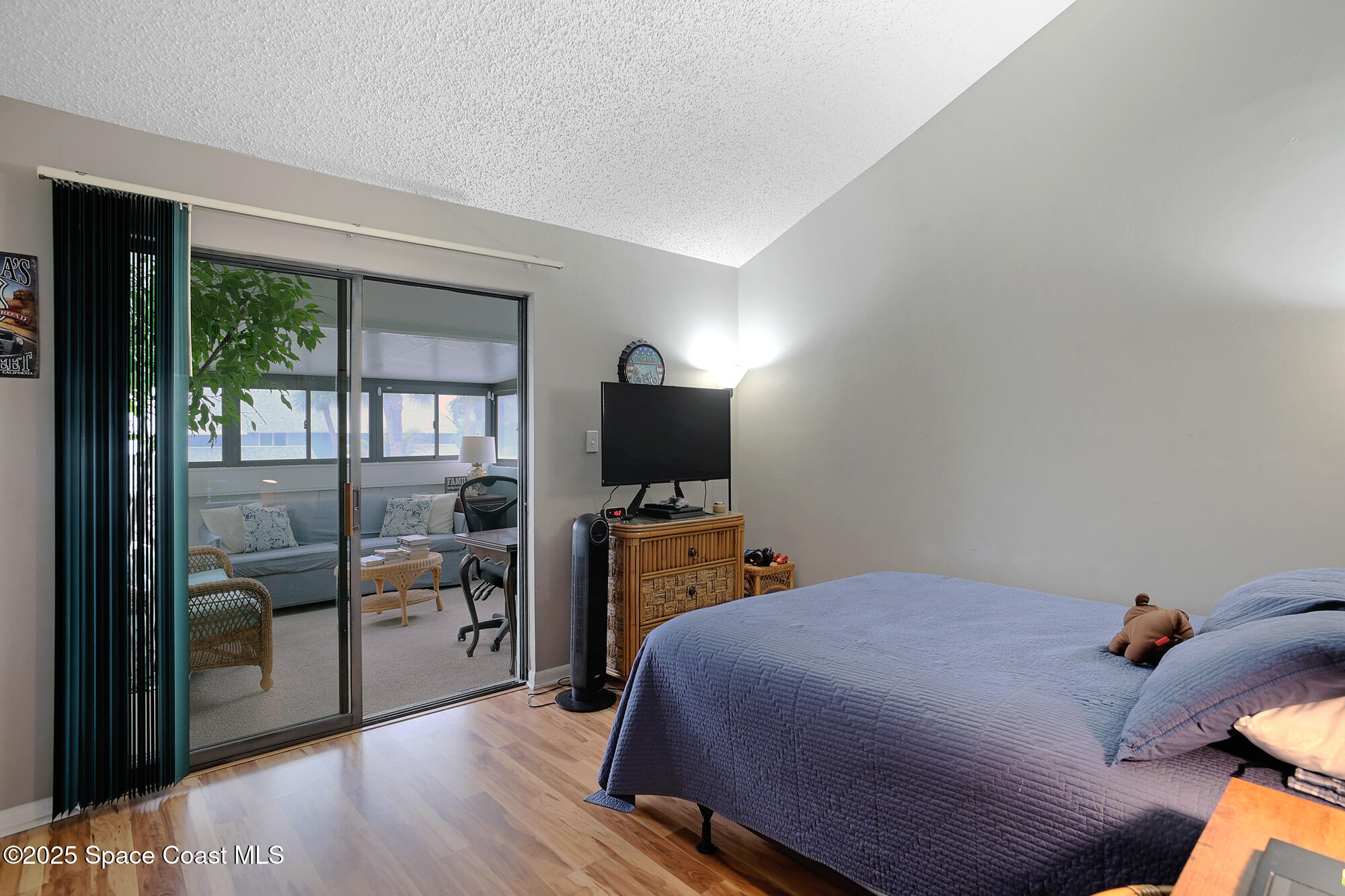 23 Cove Road 23