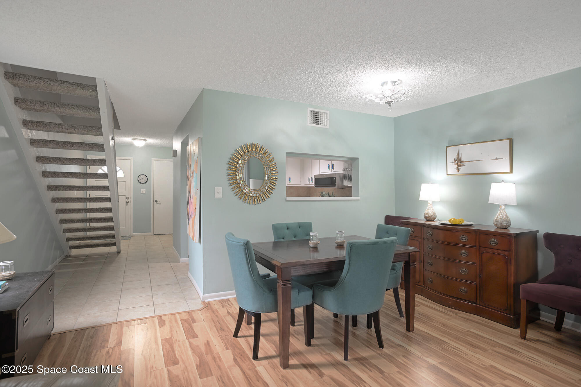 23 Cove Road 23