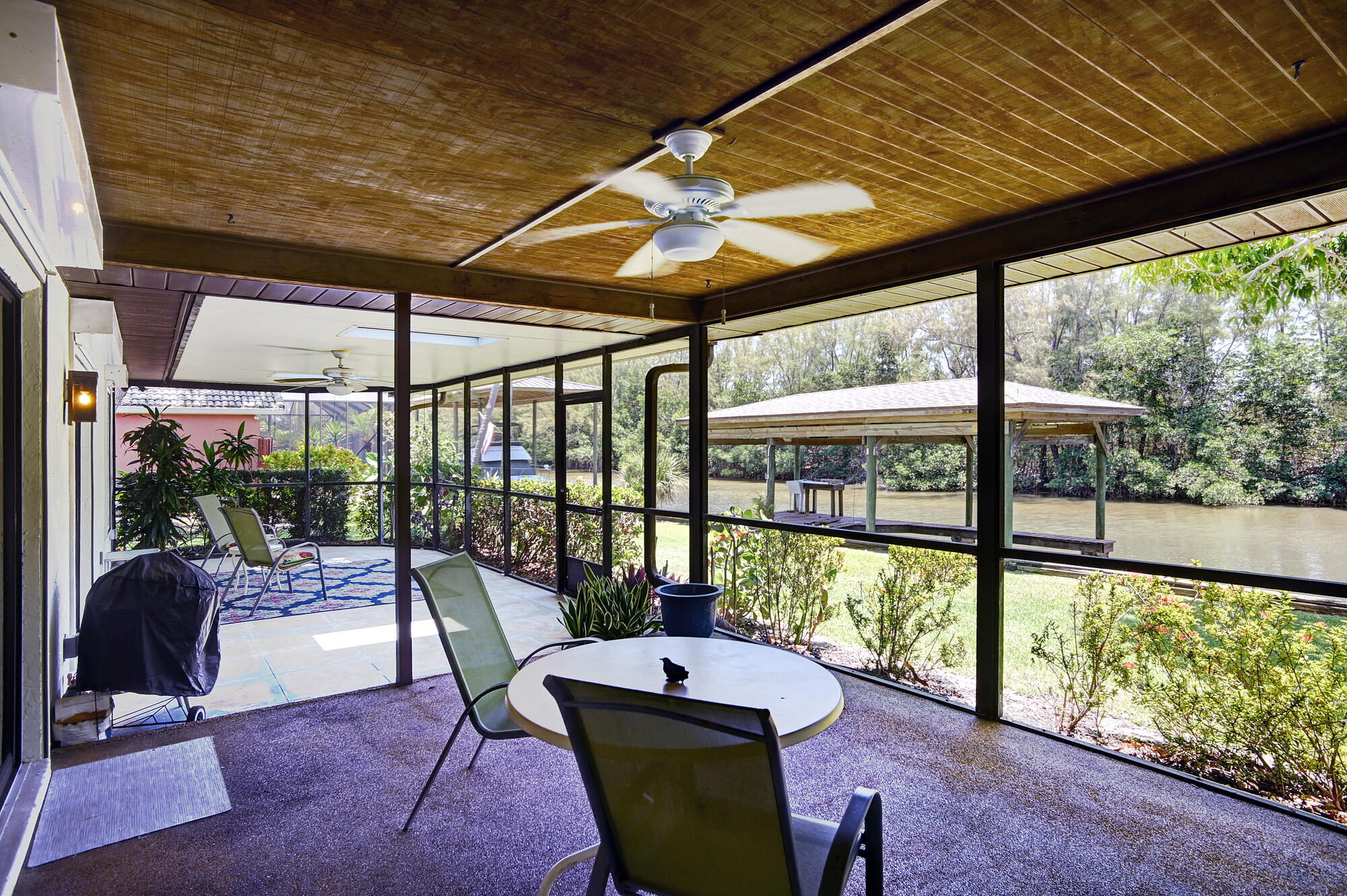365 Beverly Court
