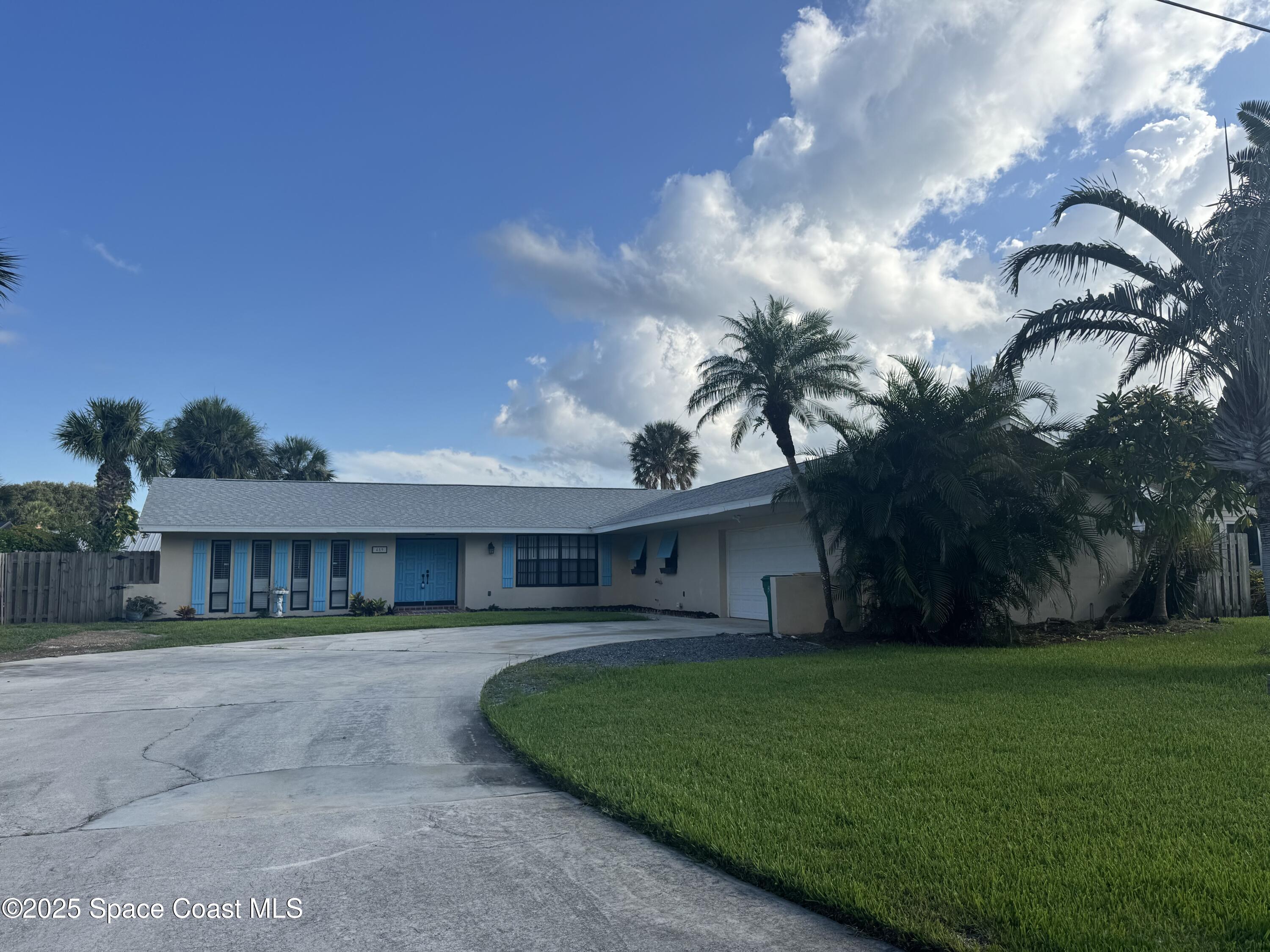 459 Nikomas Way