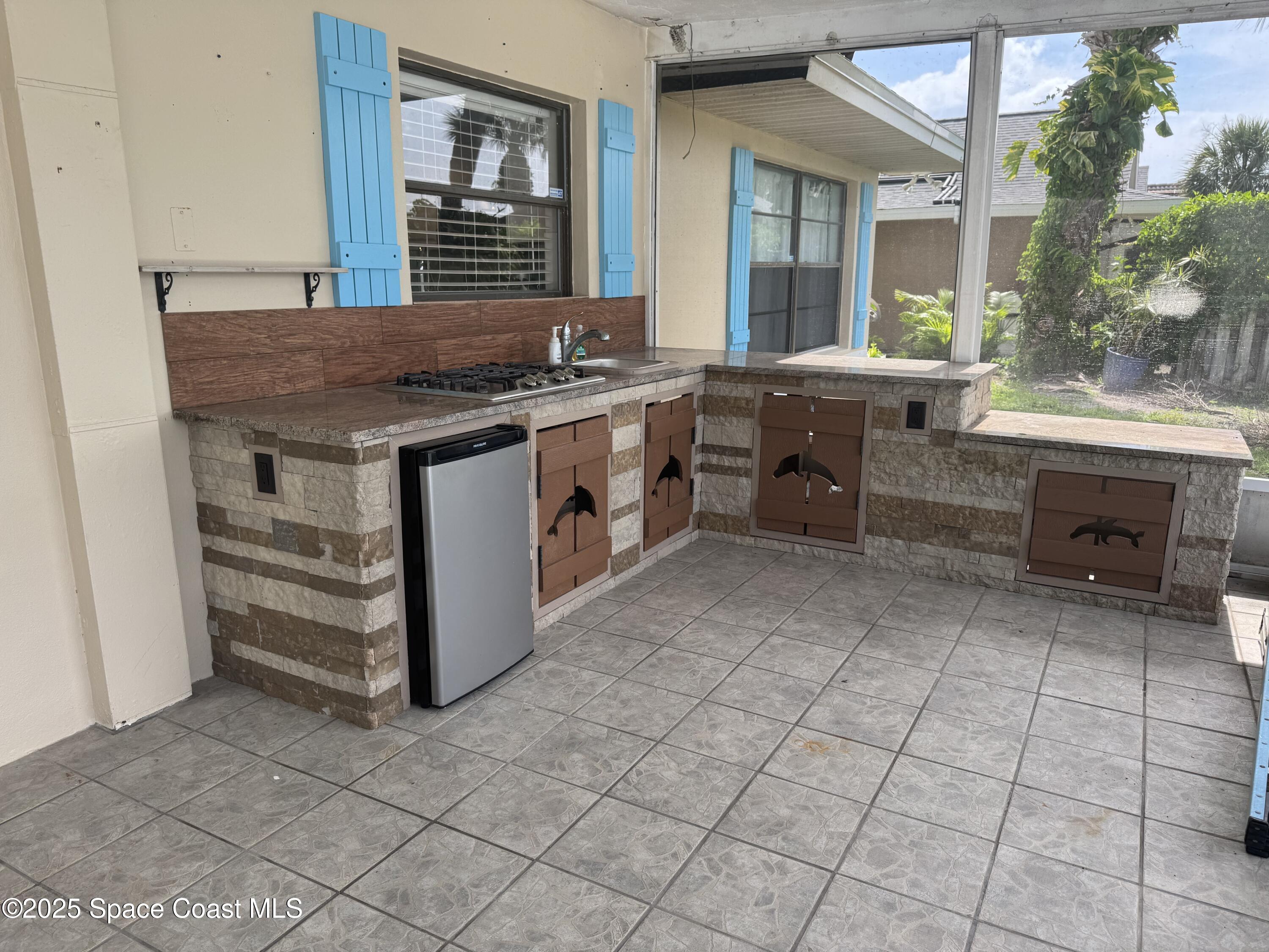 459 Nikomas Way