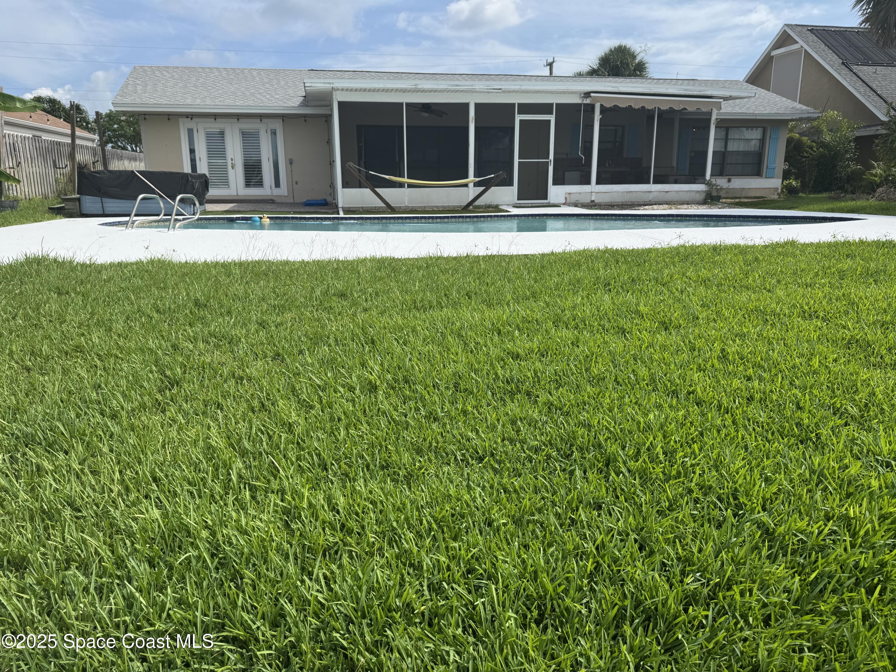 459 Nikomas Way