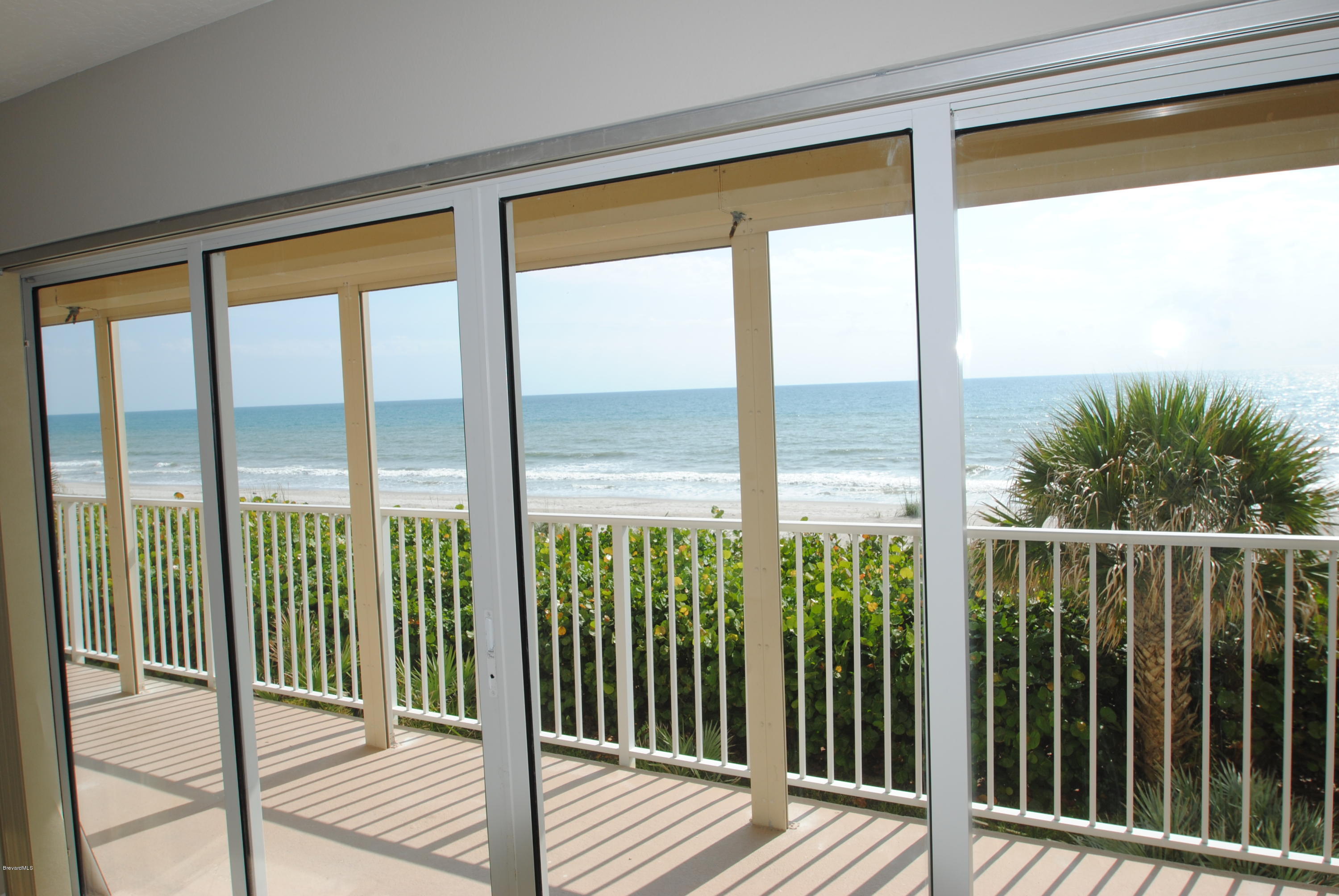 1095 Highway A1a N 204