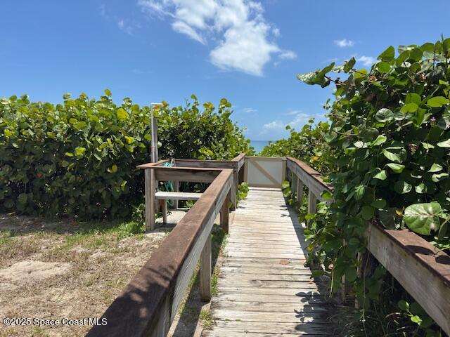 1095 Highway A1a N 204