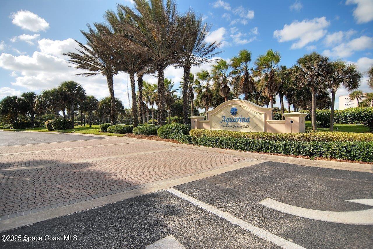 7647 Kiawah Way