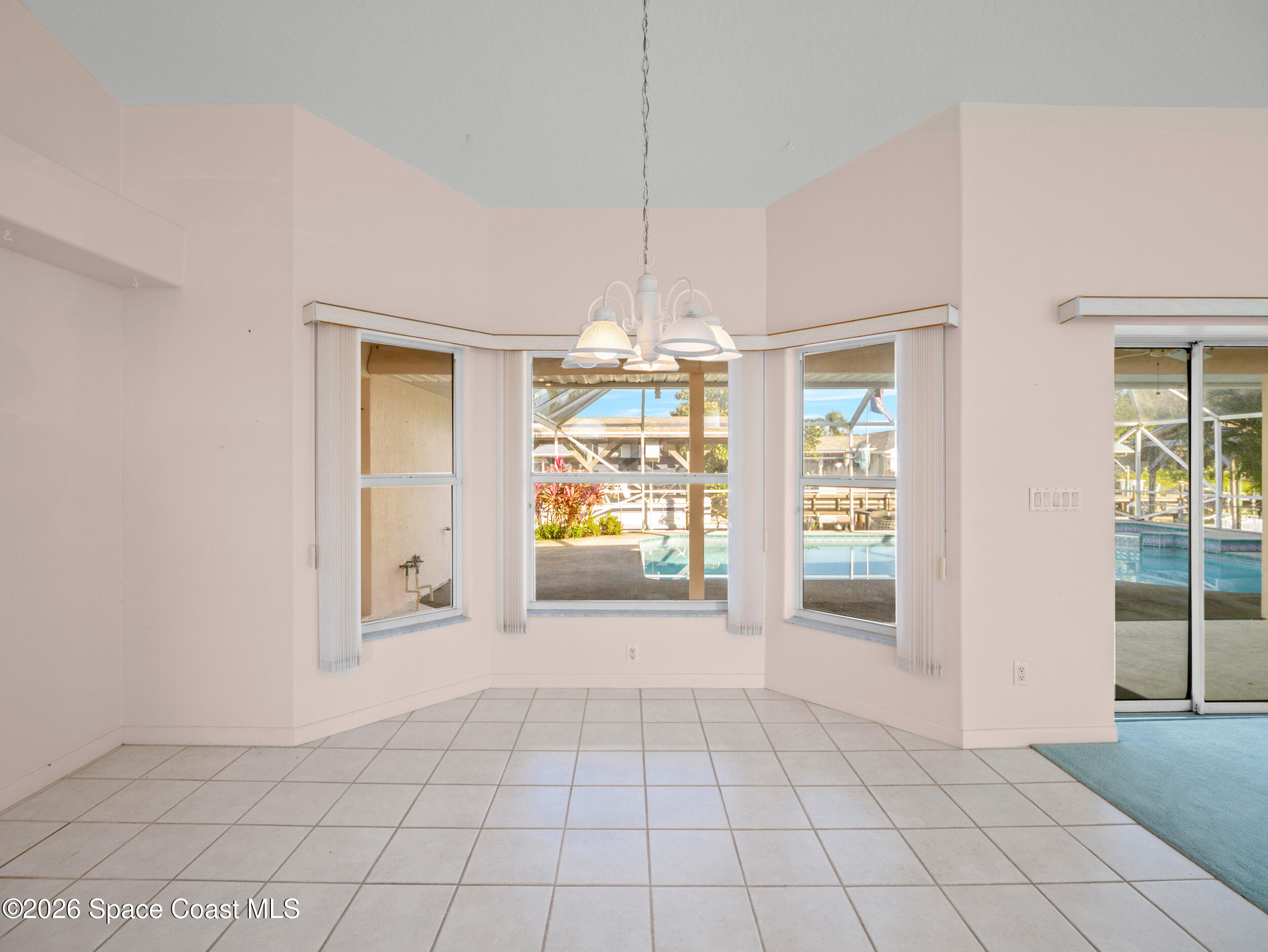 298 Beverly Court