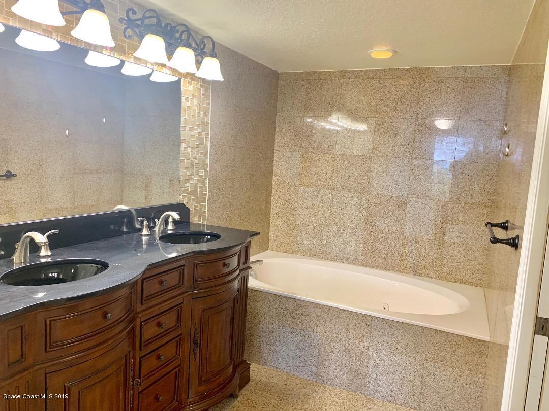1811 Highway A1a 2104