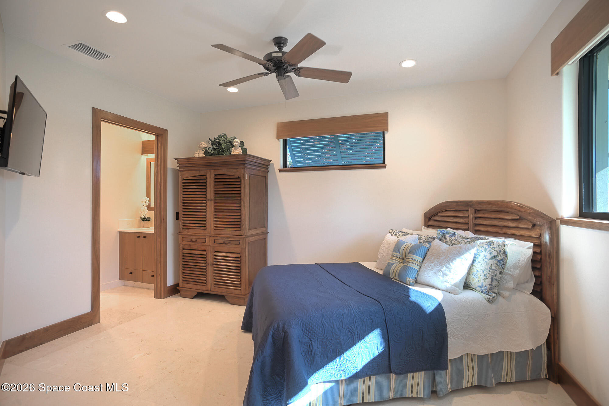 1901 Cedar Lane