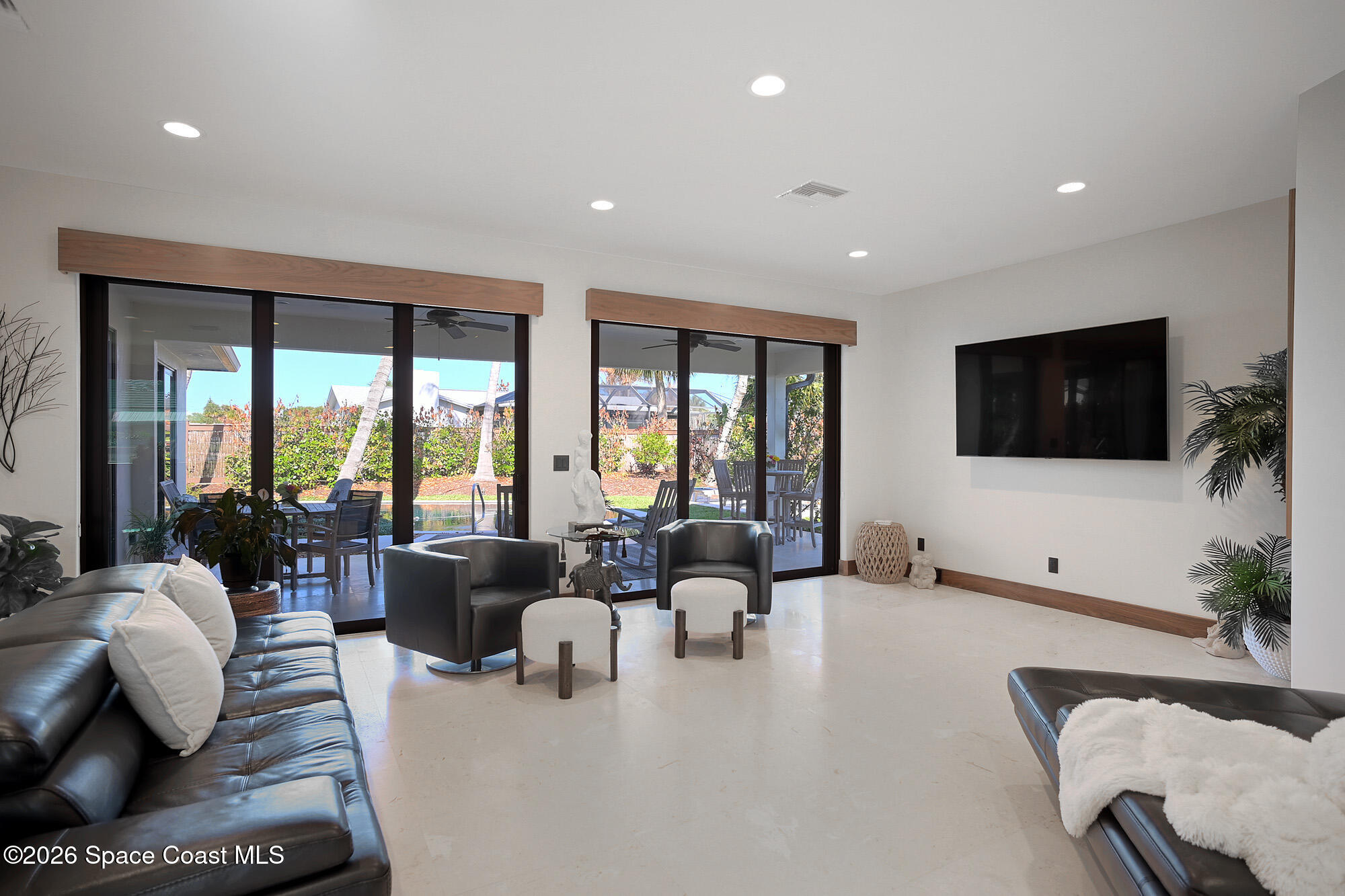 1901 Cedar Lane