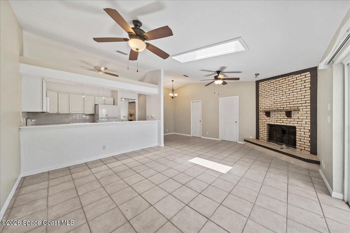 5283 Palmetto Drive 5283-5285