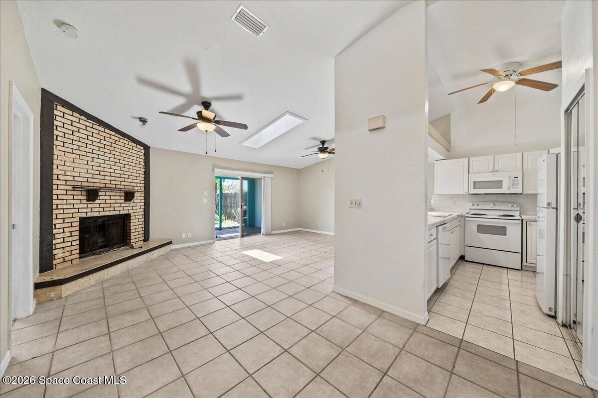 5283 Palmetto Drive 5283-5285