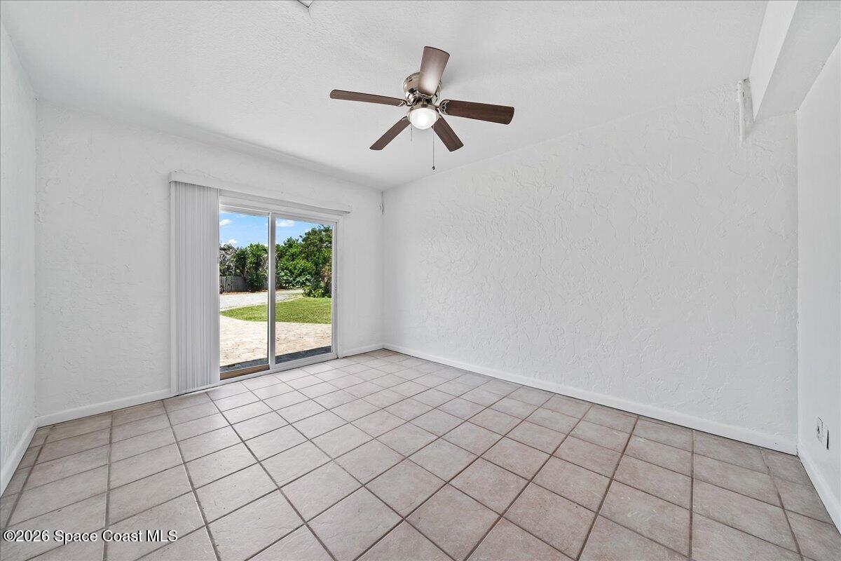 5283 Palmetto Drive 5283-5285