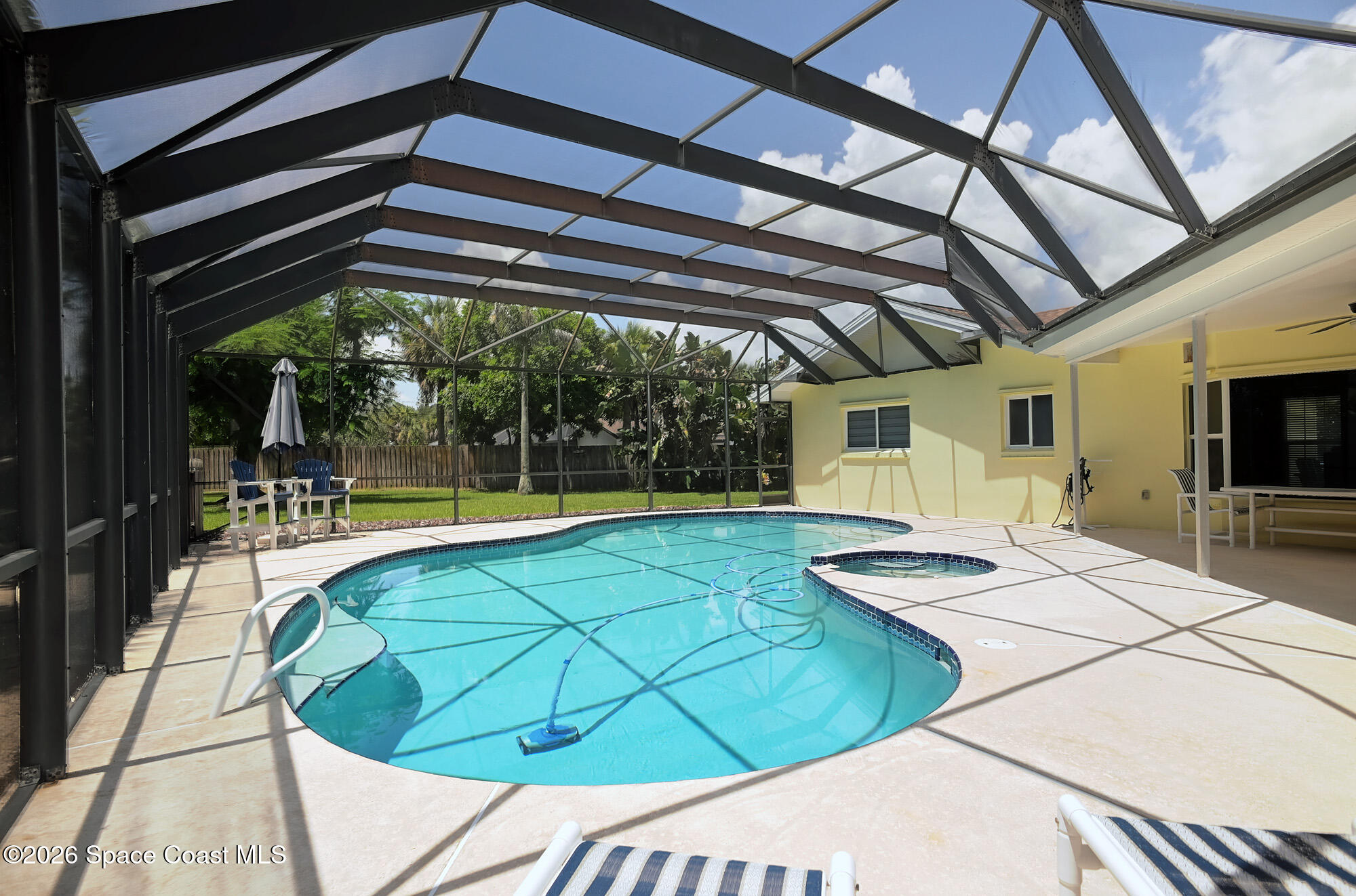 325 Hibiscus Trail