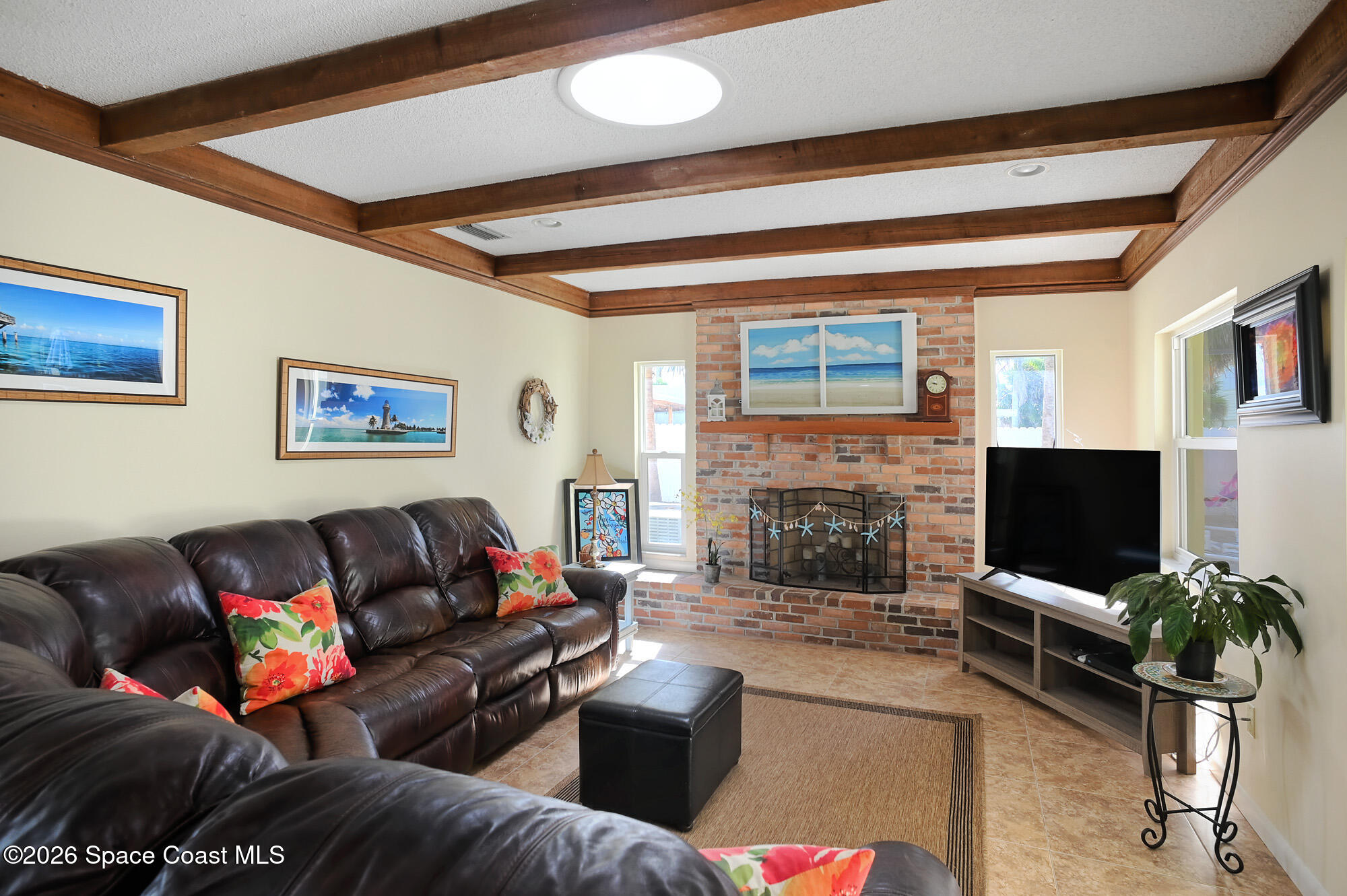325 Hibiscus Trail