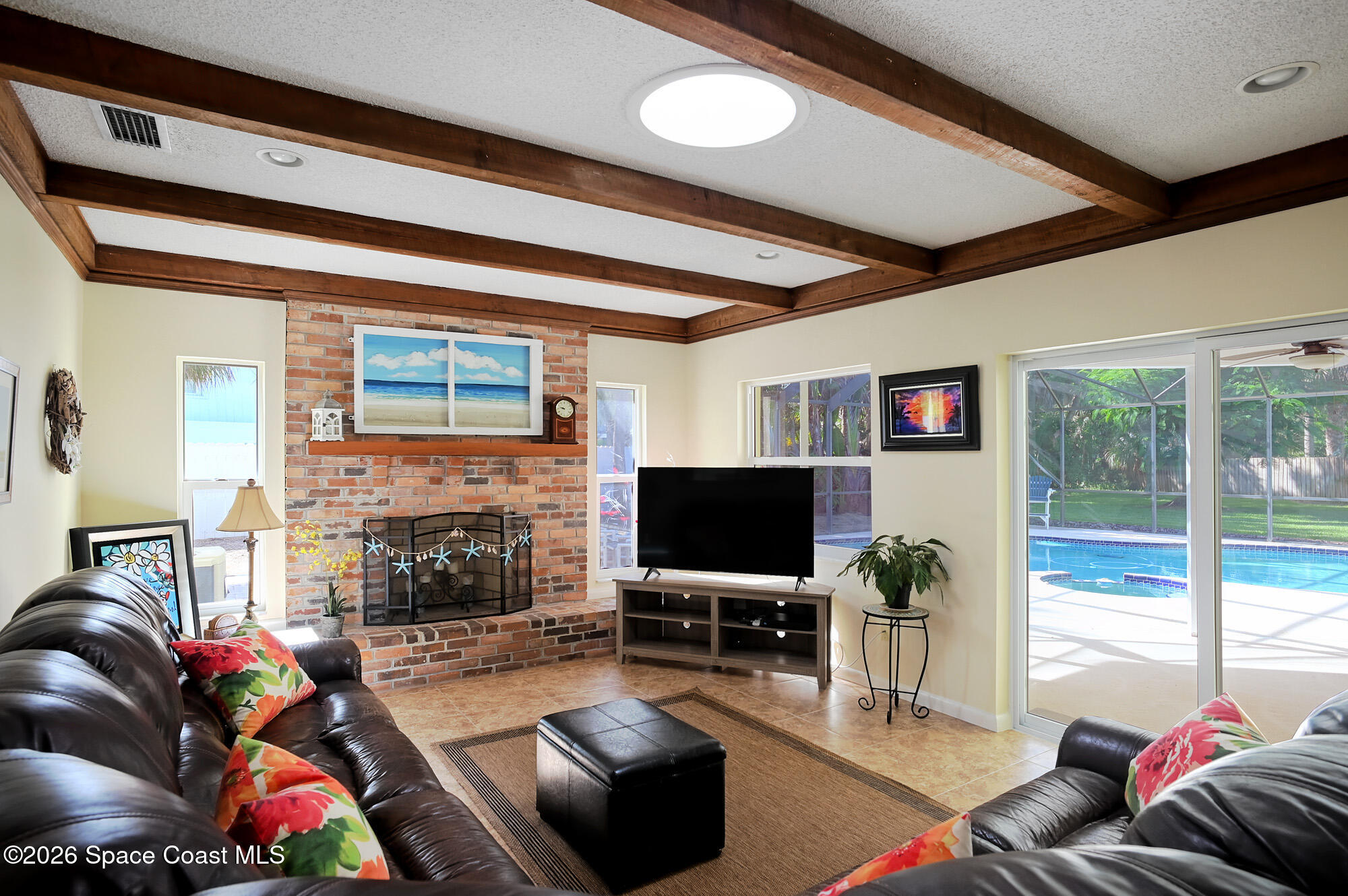 325 Hibiscus Trail