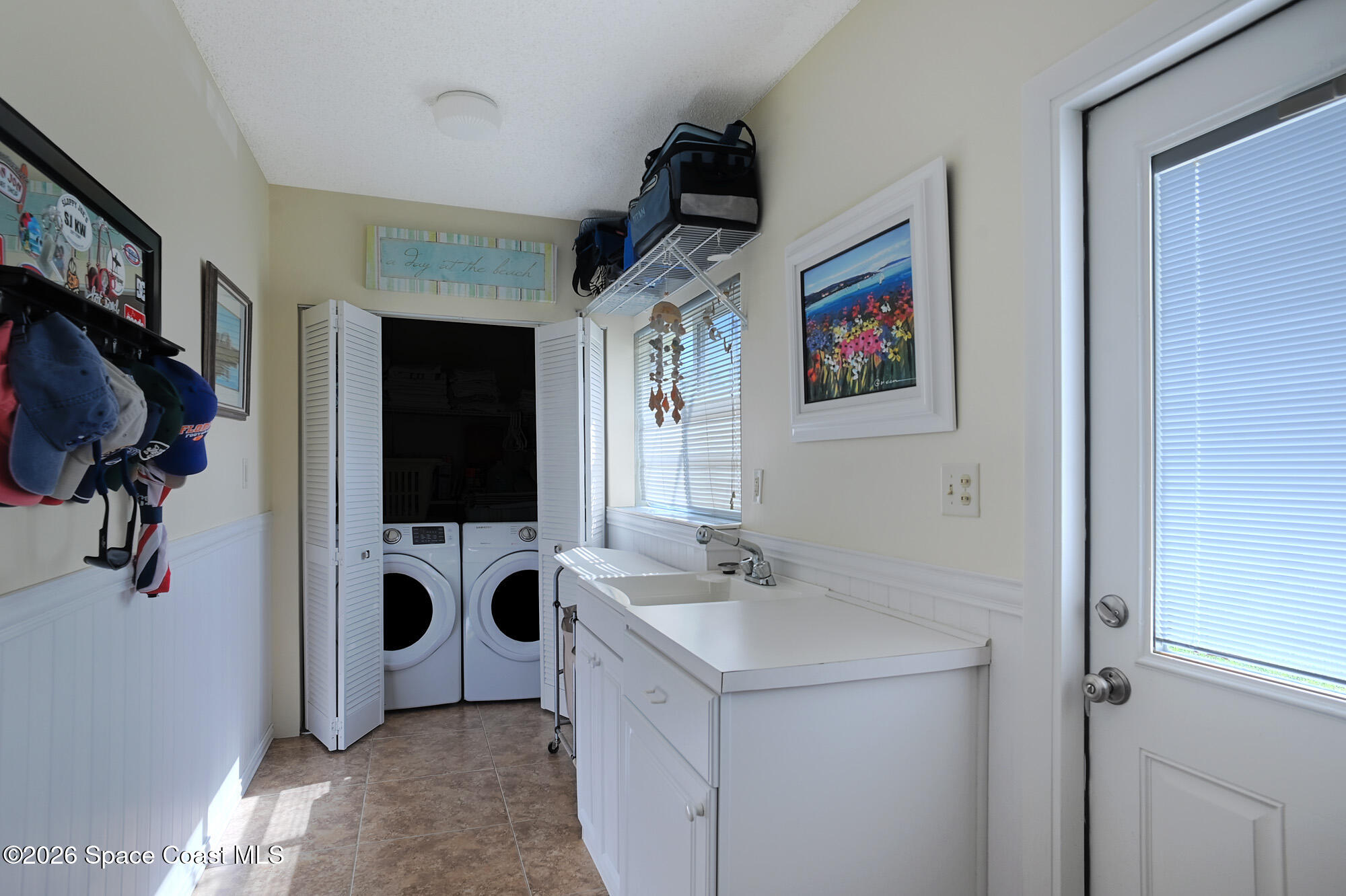 325 Hibiscus Trail