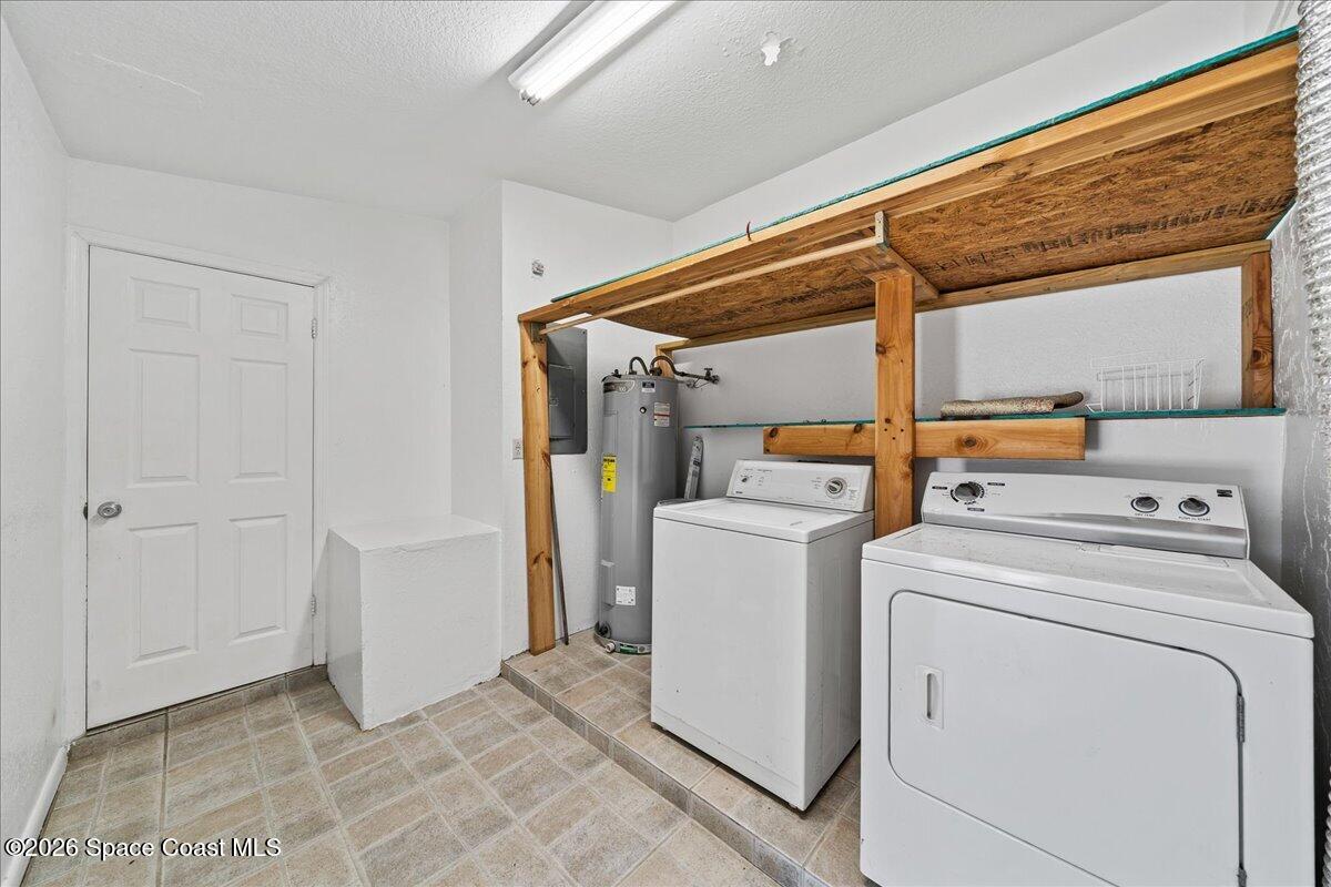 5283-5285 Palmetto Drive