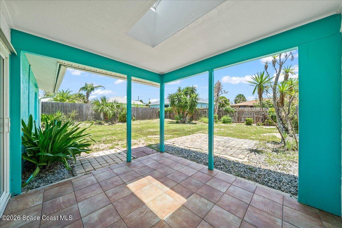 5283-5285 Palmetto Drive