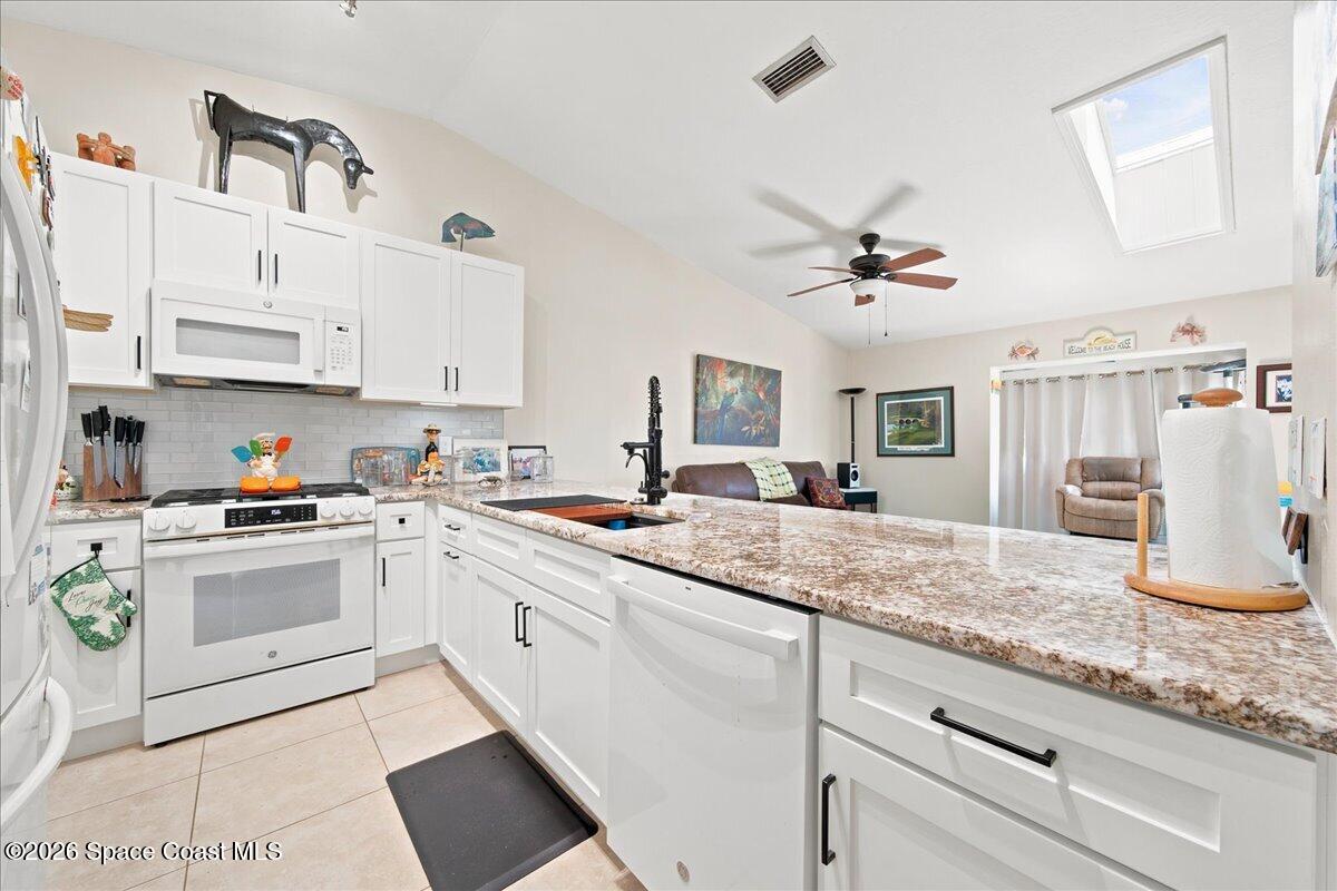 5283-5285 Palmetto Drive
