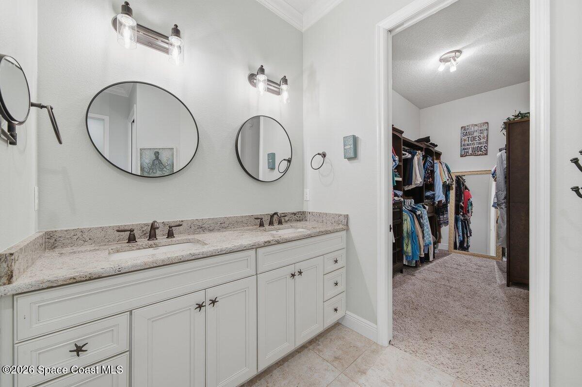 411 Hiawatha Way