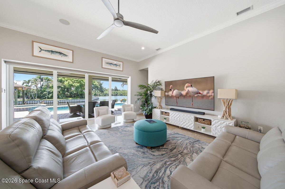 411 Hiawatha Way