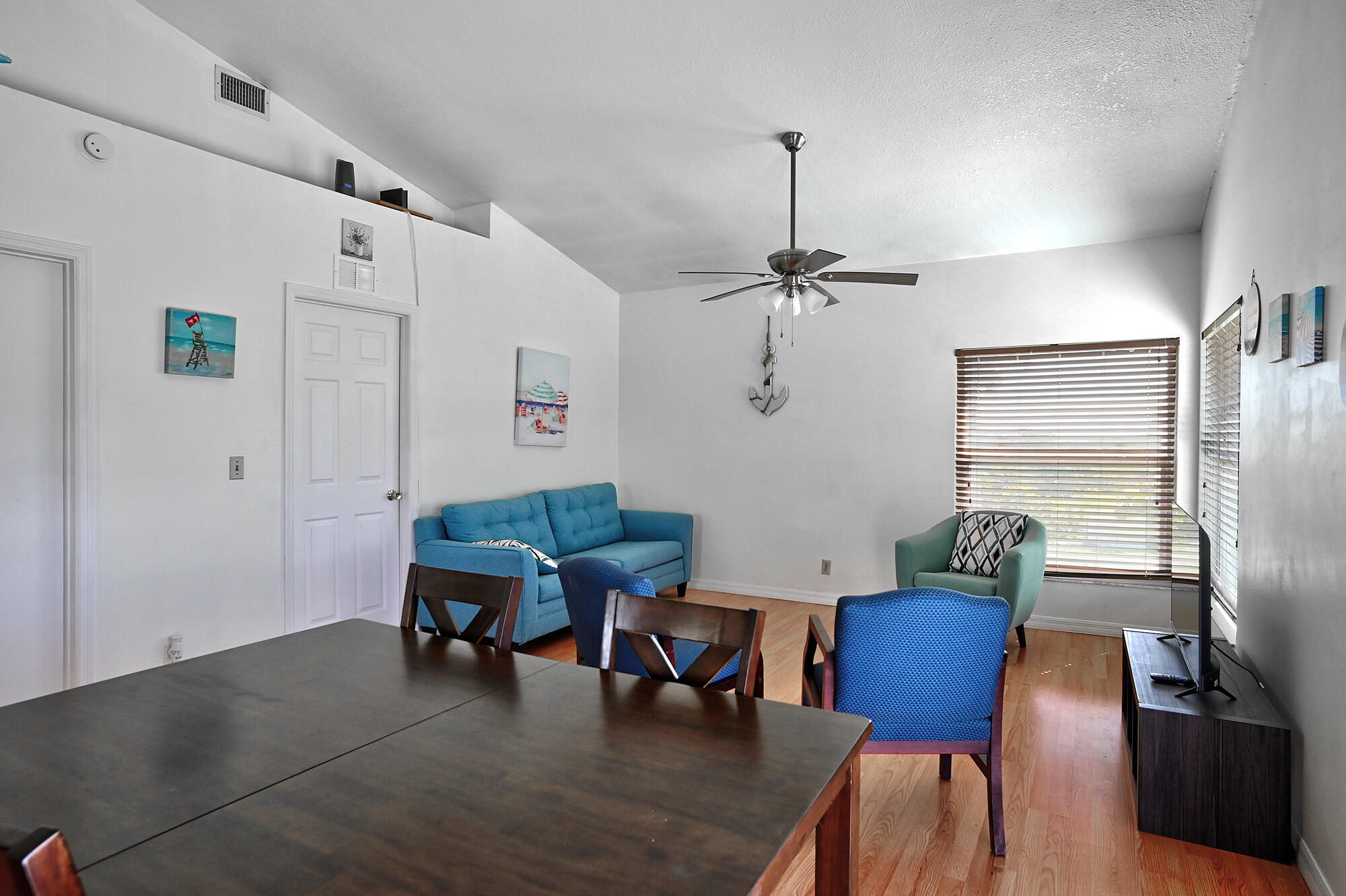 8515 8517/8519 Highway A1a S