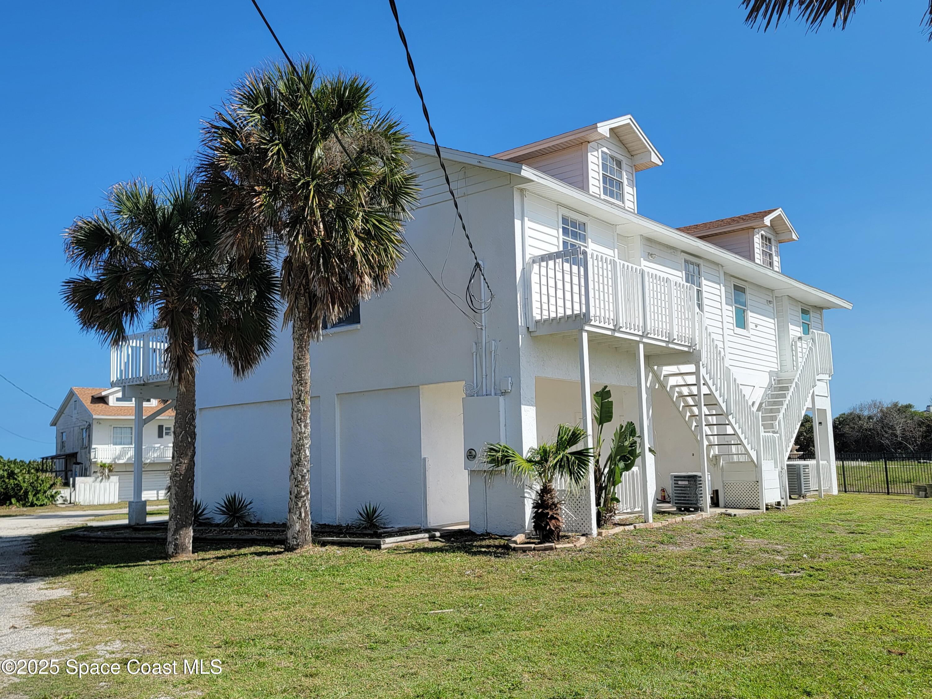 8515 8517/8519 Highway A1a S