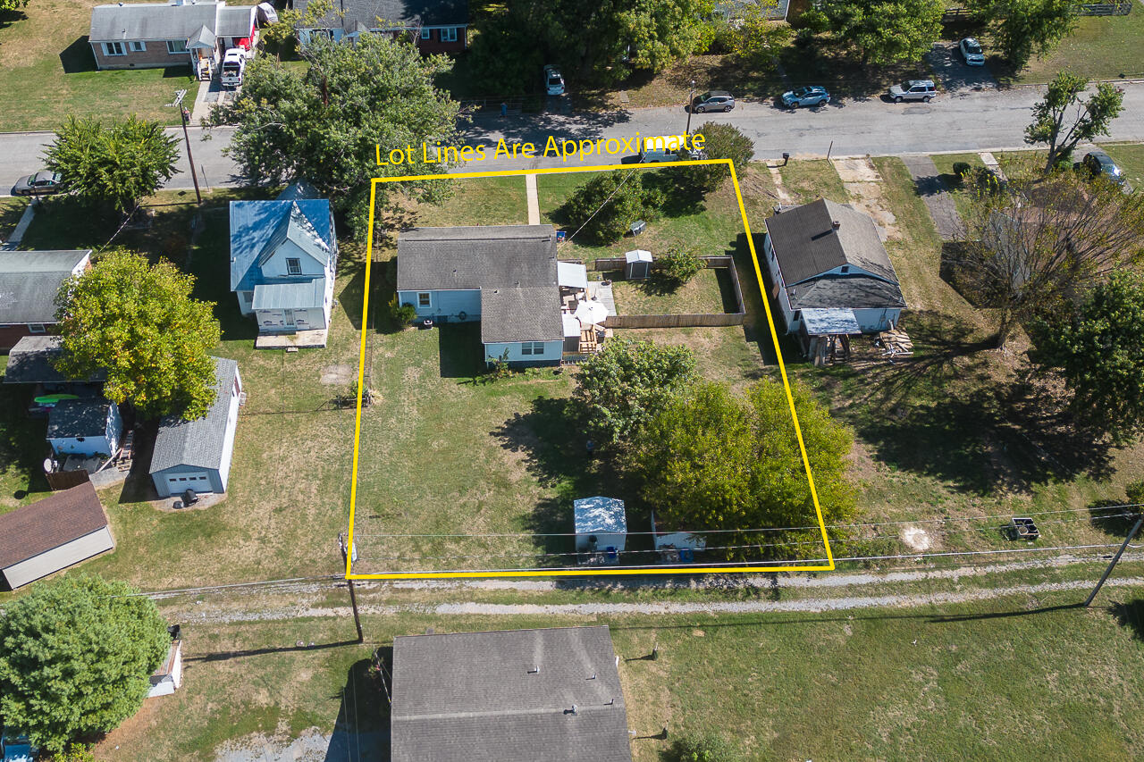 1543 Walnut Ave