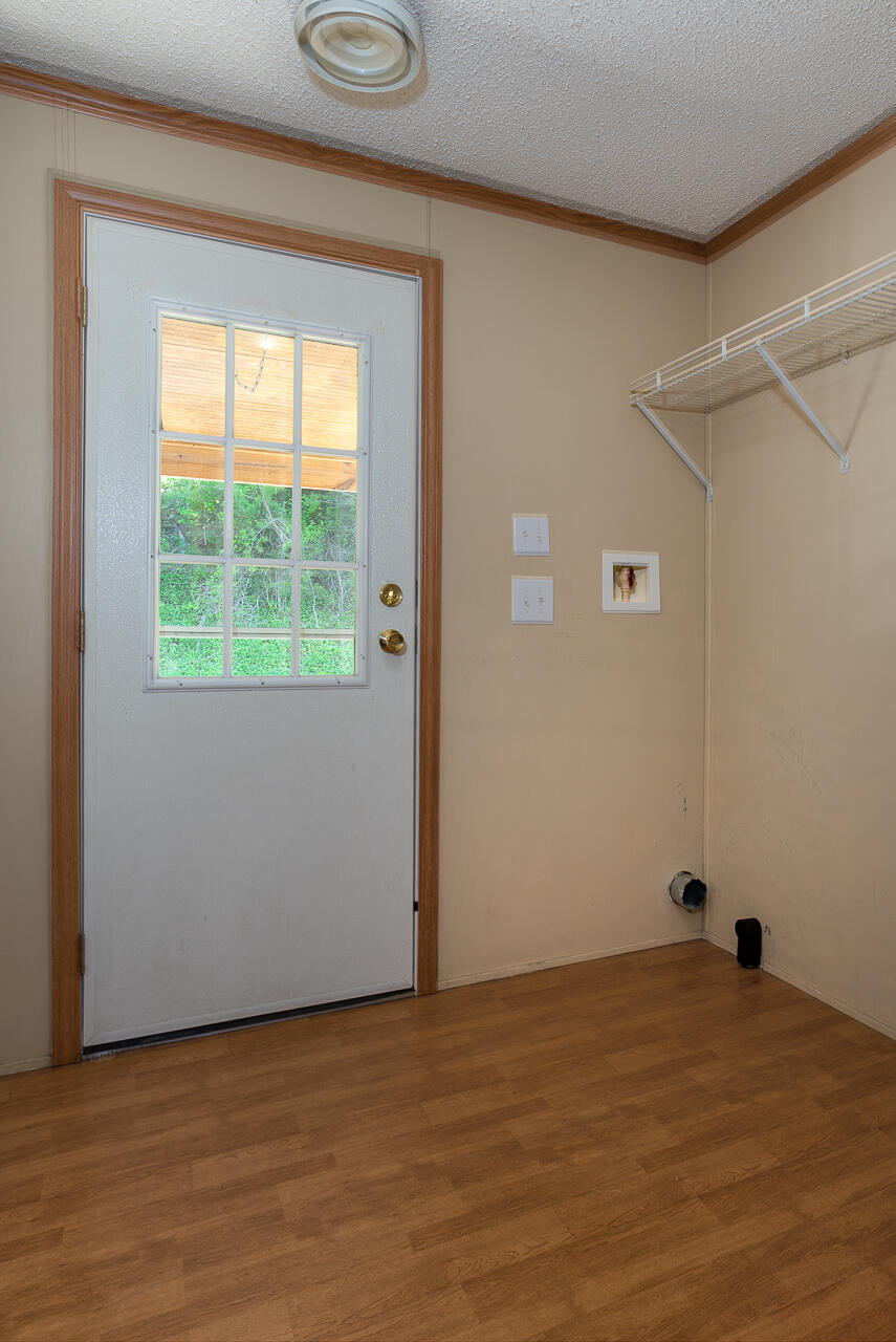 4766 W Midland Trl