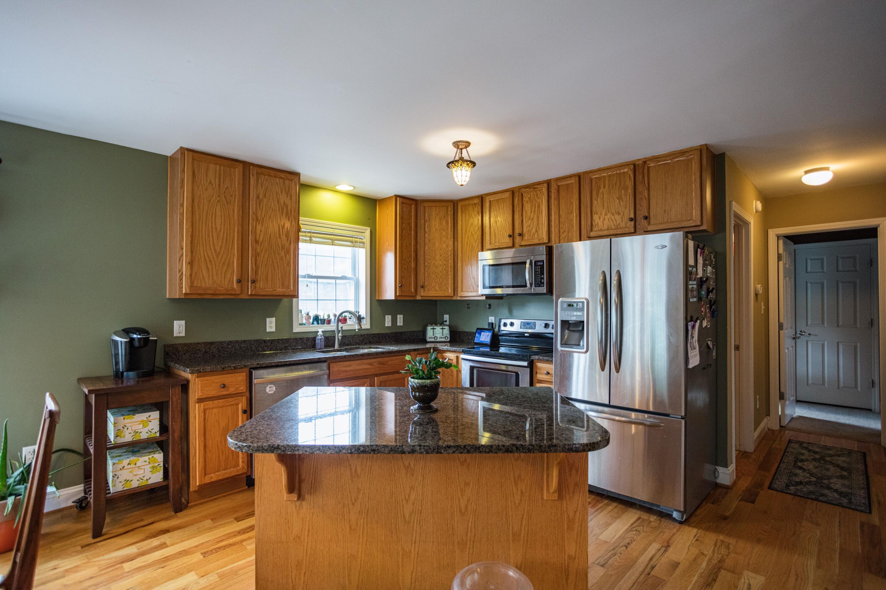 25 McCormick Ln