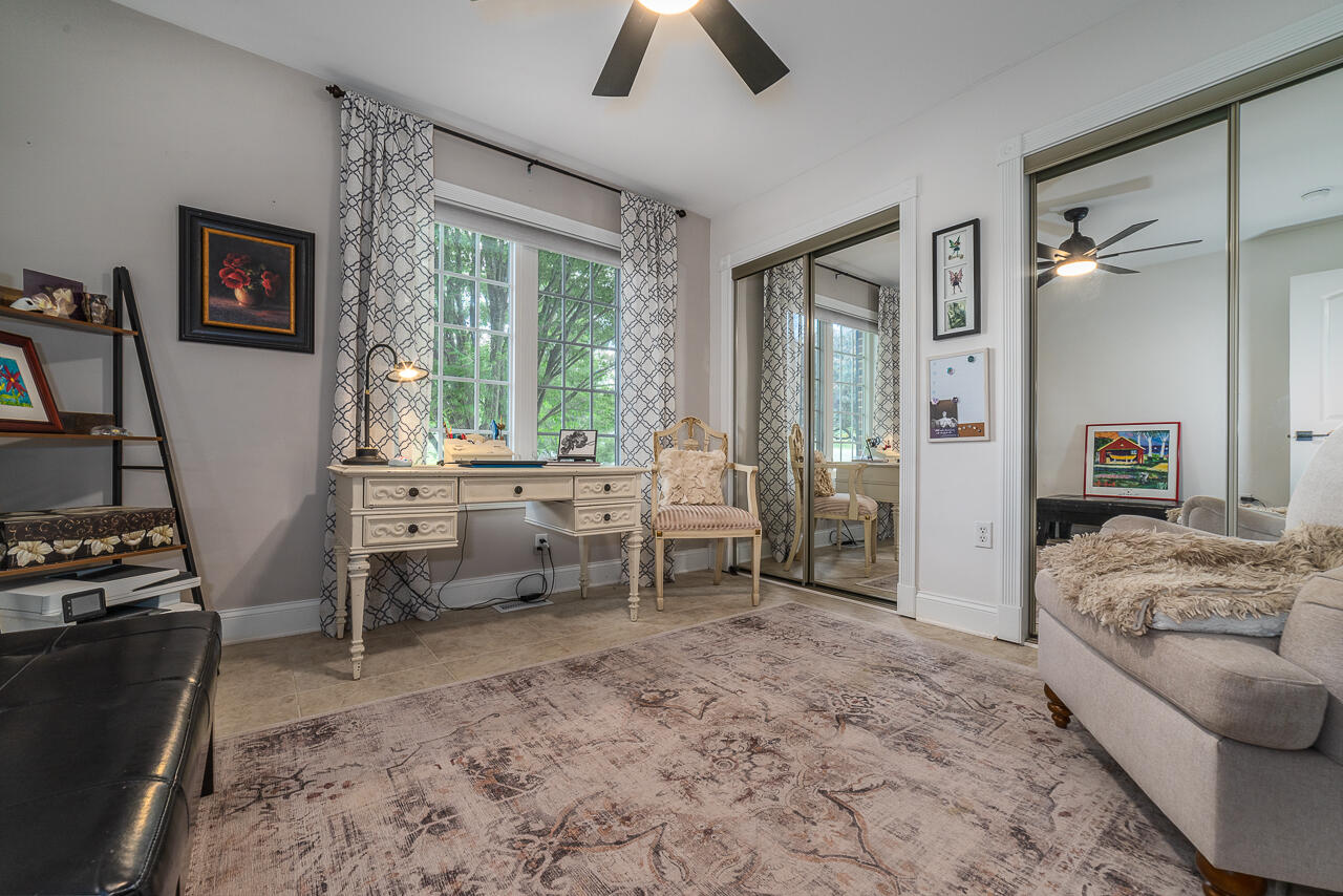 133 Colonnade Ave