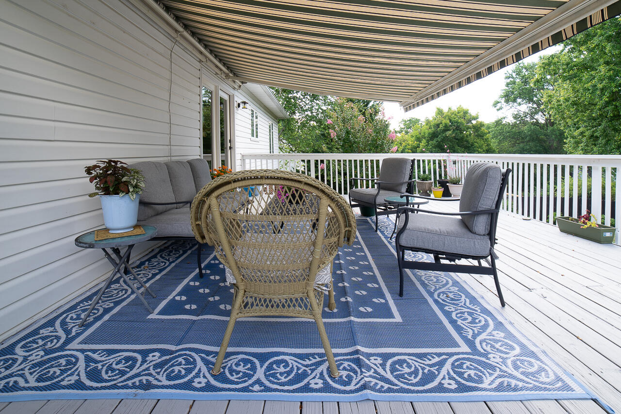 133 Colonnade Ave