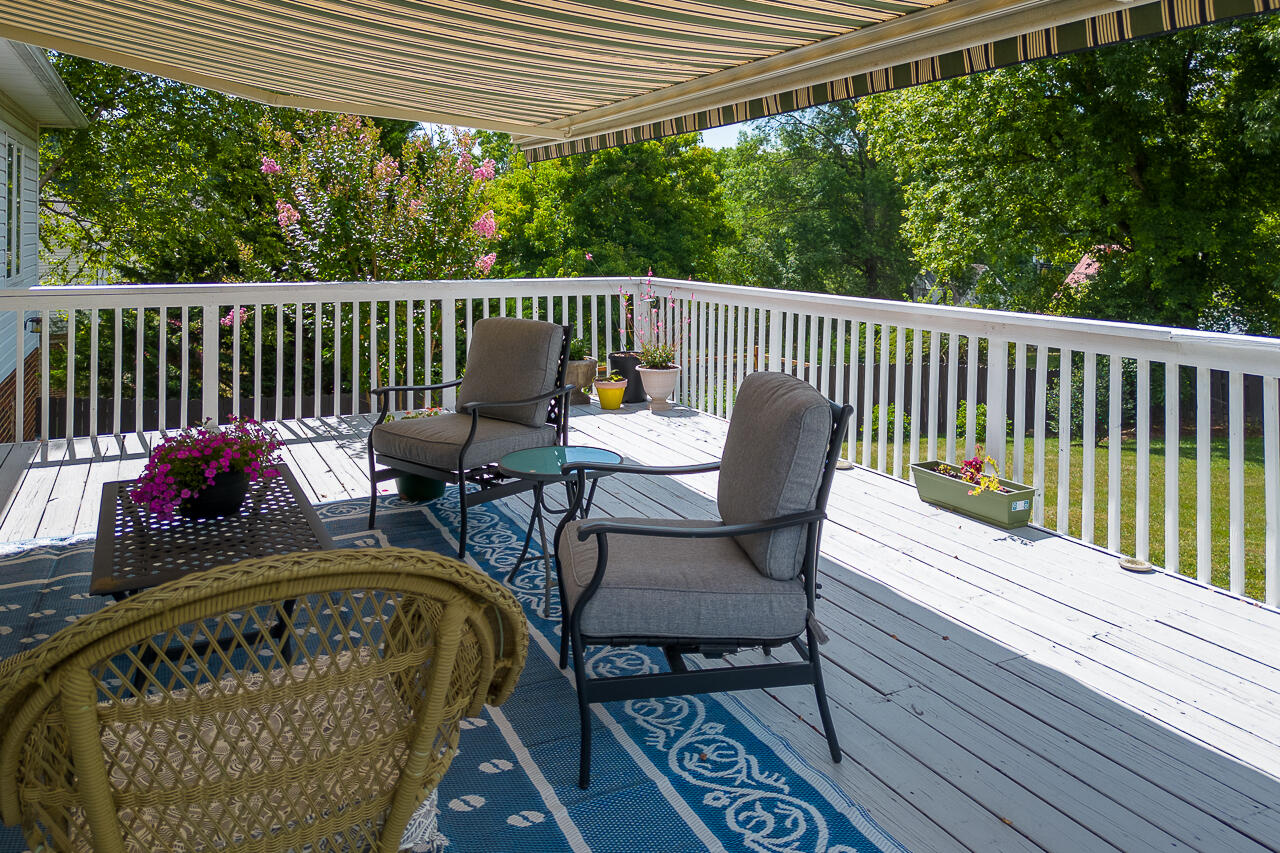 133 Colonnade Ave