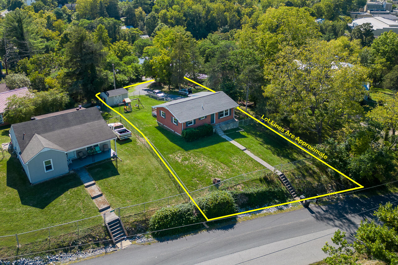 249 Campbell Ln