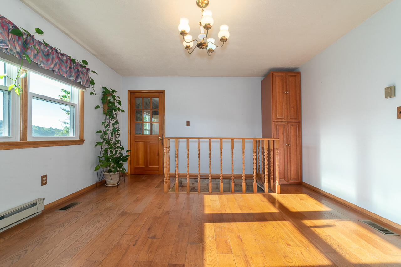 3592 Old Greenville Rd