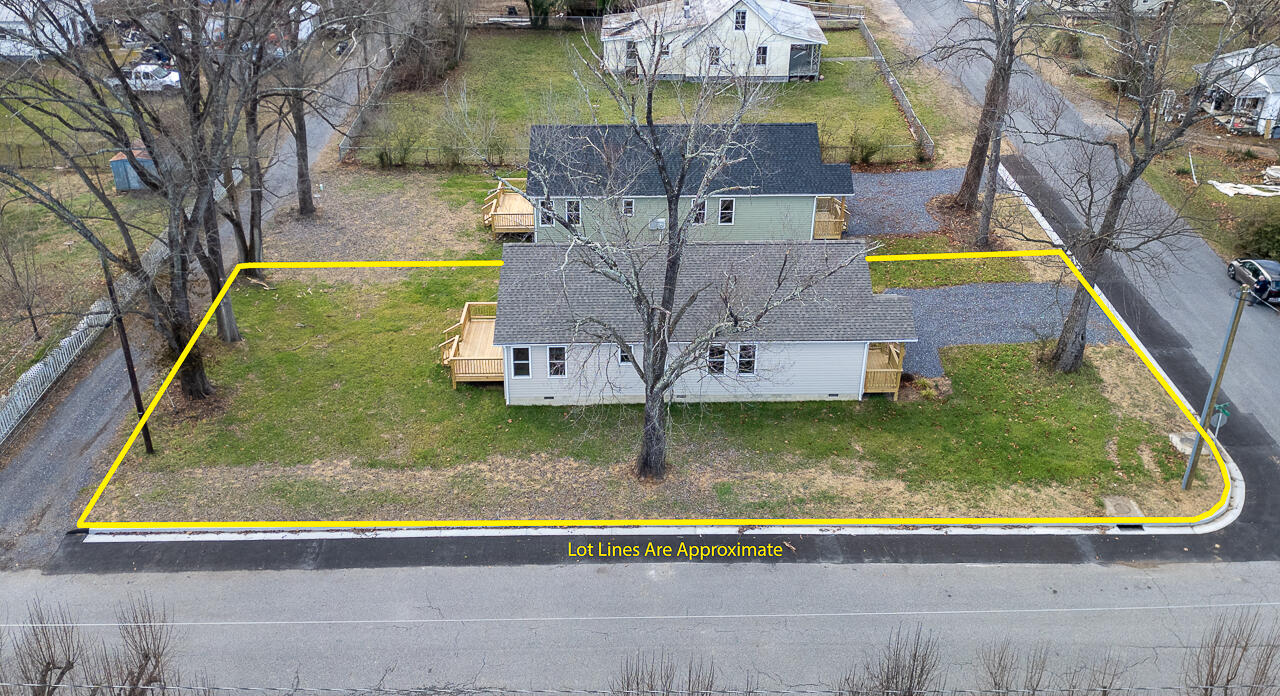 1574 Maple Ave