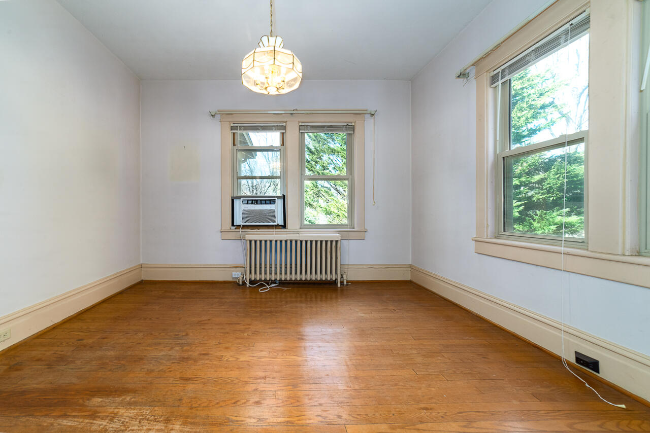 9 Westside Ct