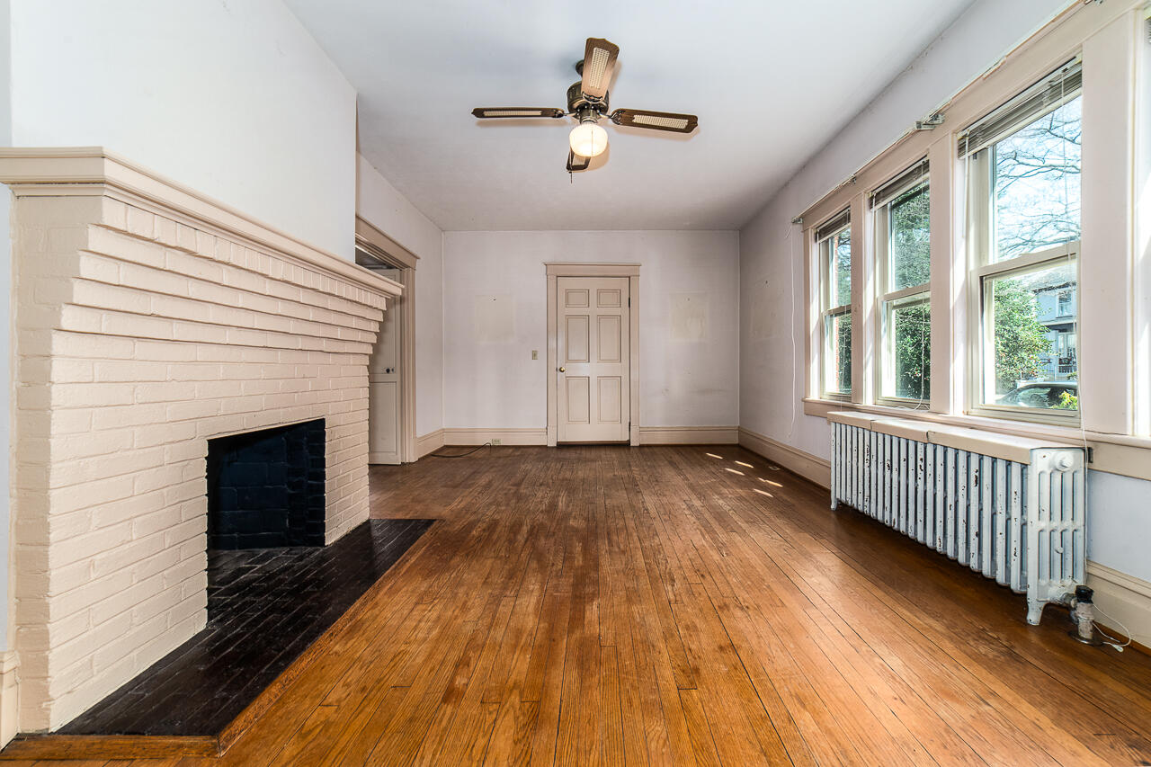 9 Westside Ct