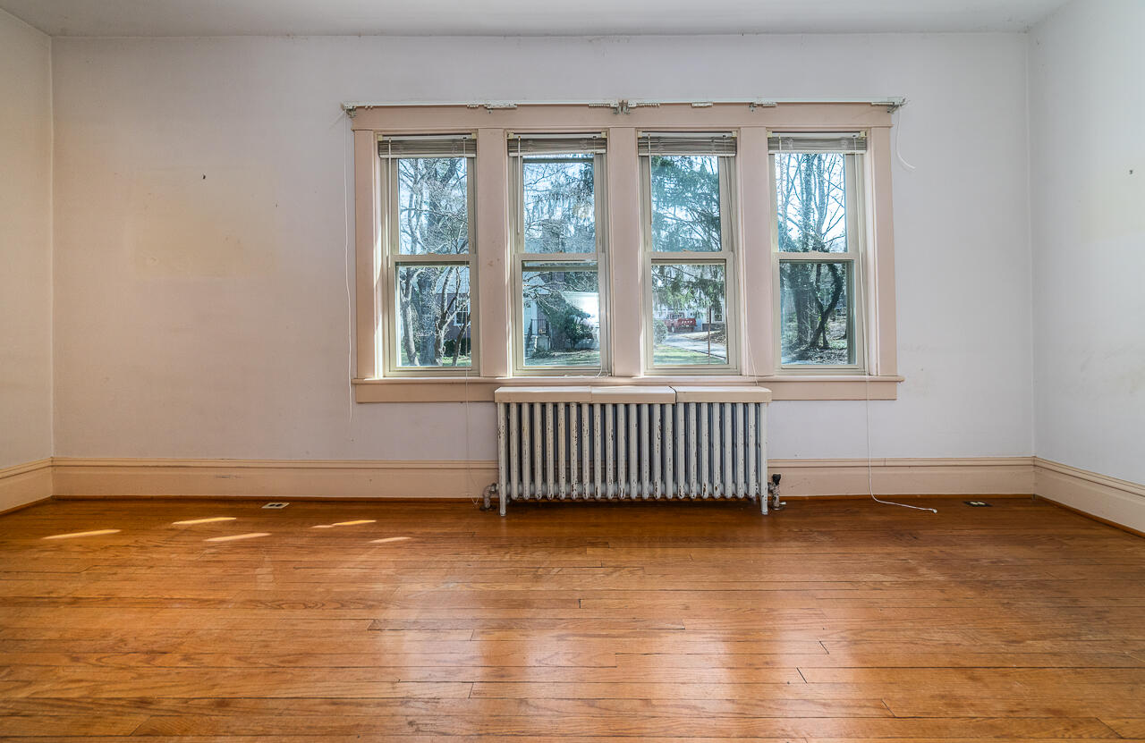 9 Westside Ct