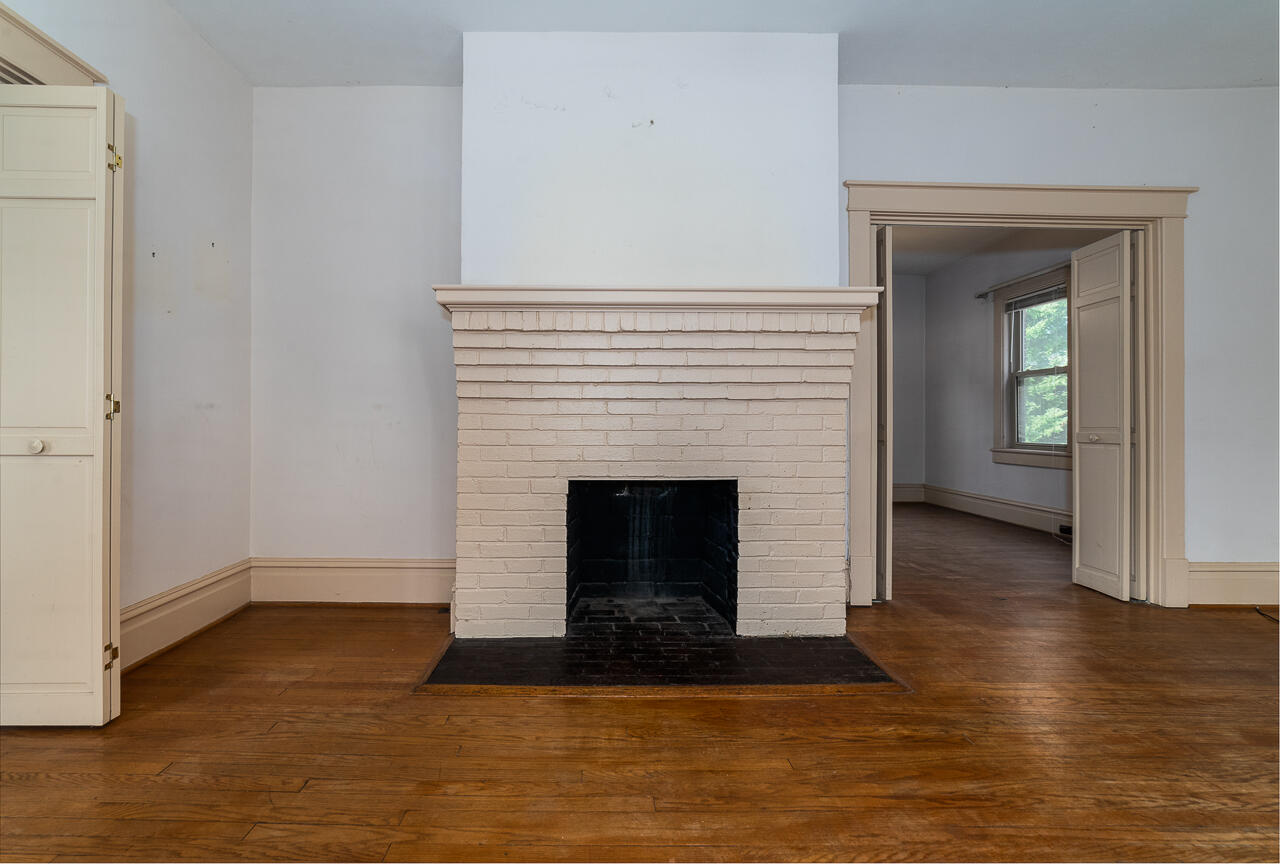 9 Westside Ct
