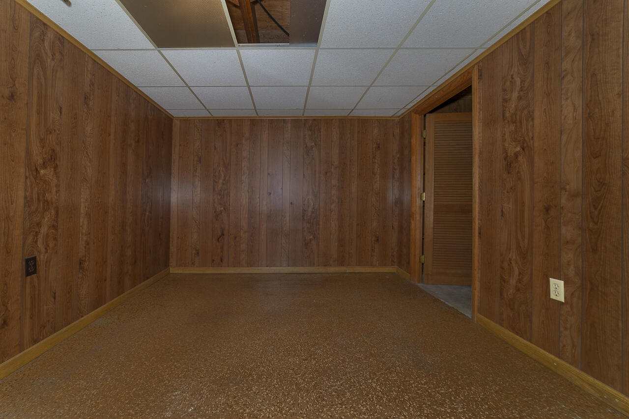 2311 Holly Ave