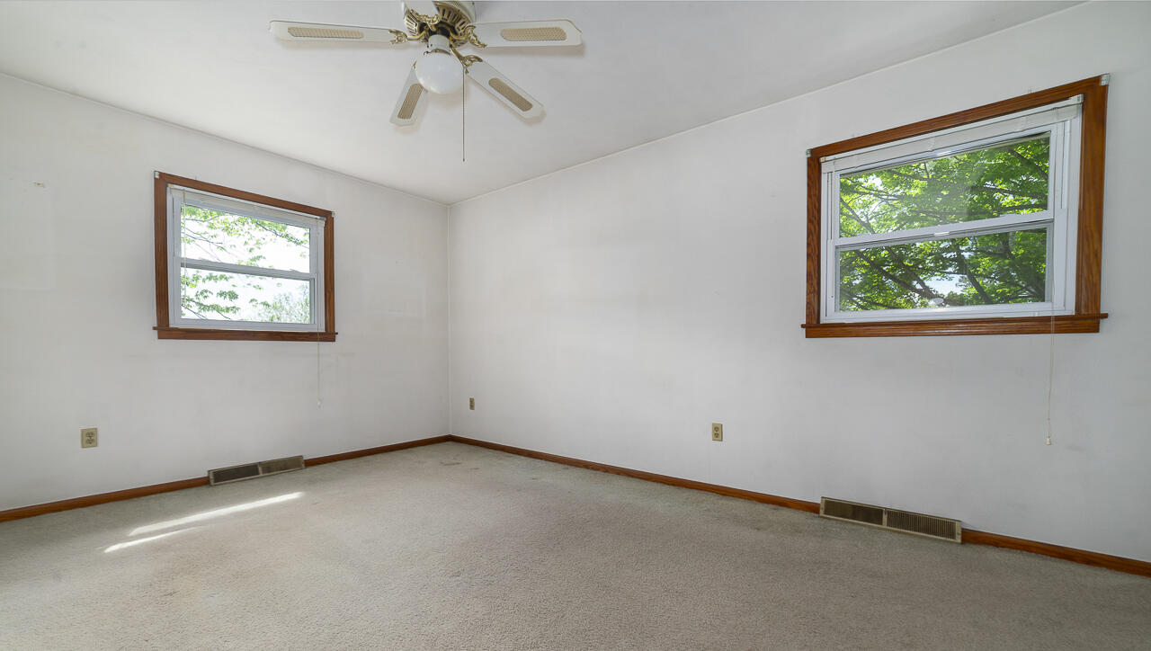 2311 Holly Ave