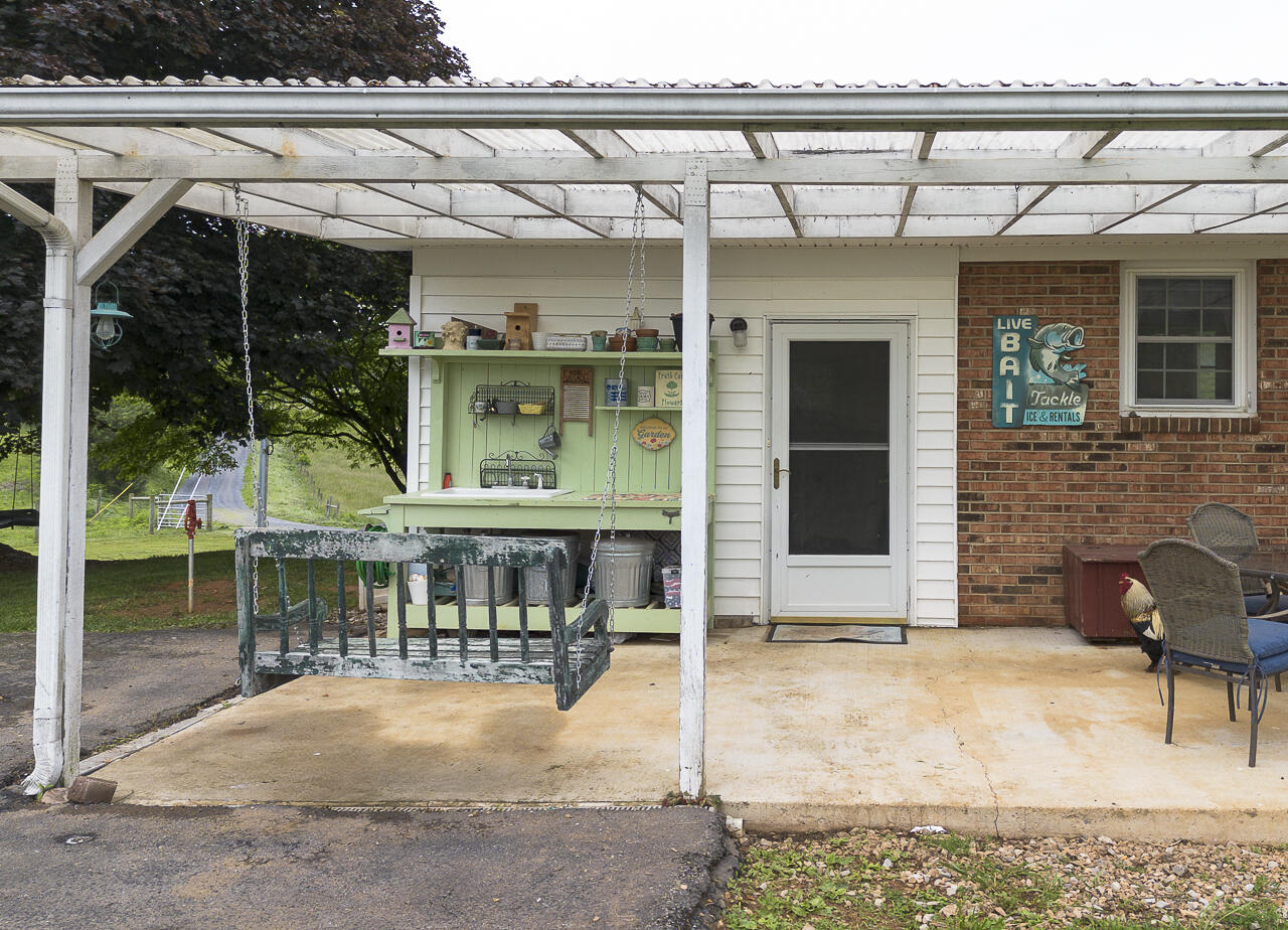 339 Finley Rd