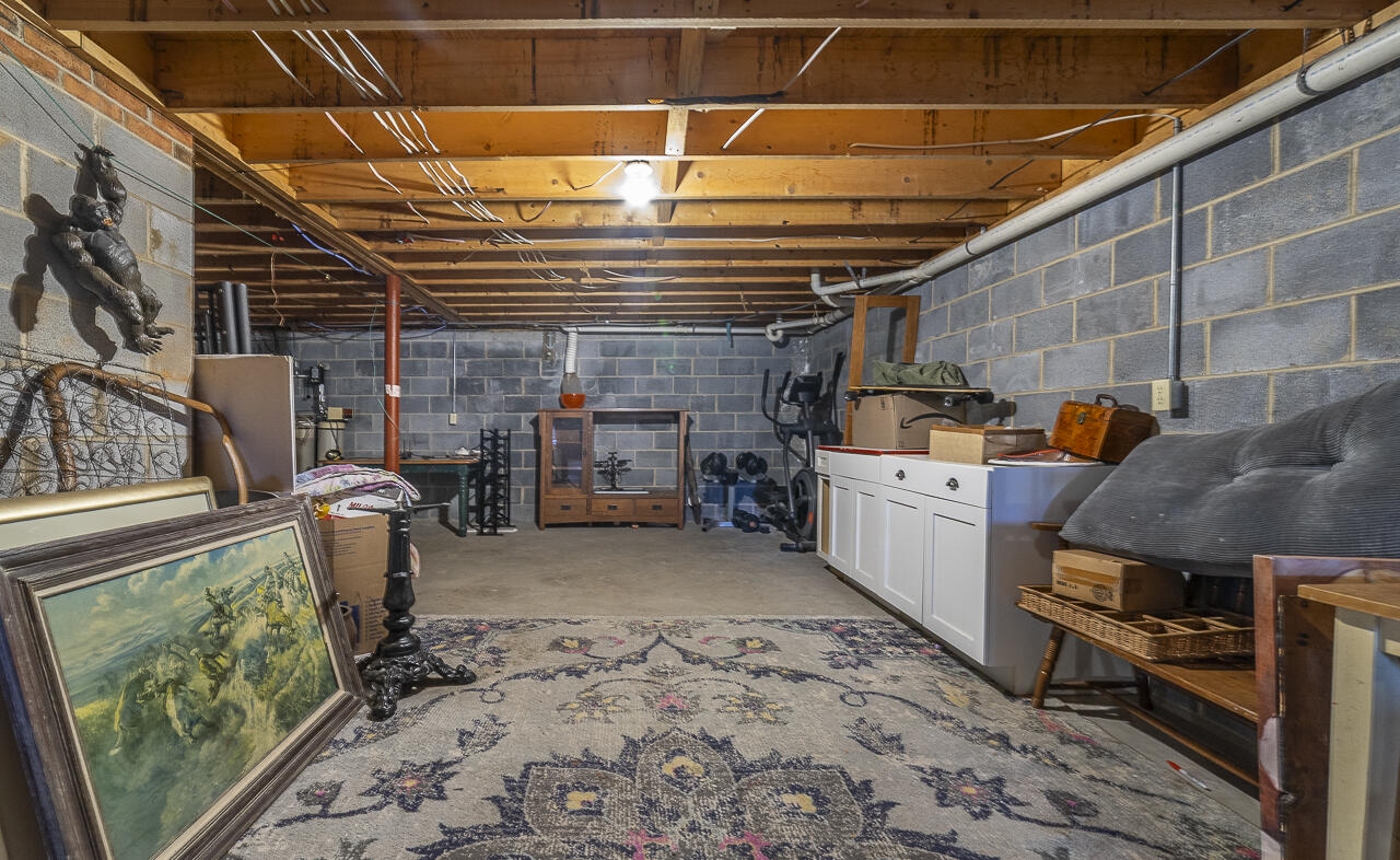 339 Finley Rd